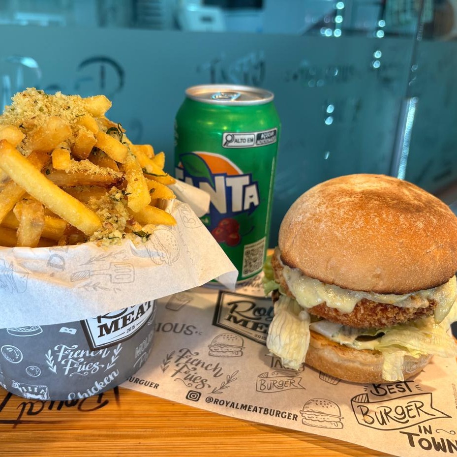 Combo Individual Crispy Chicken Burger + Fritas Royal + Guaraná 