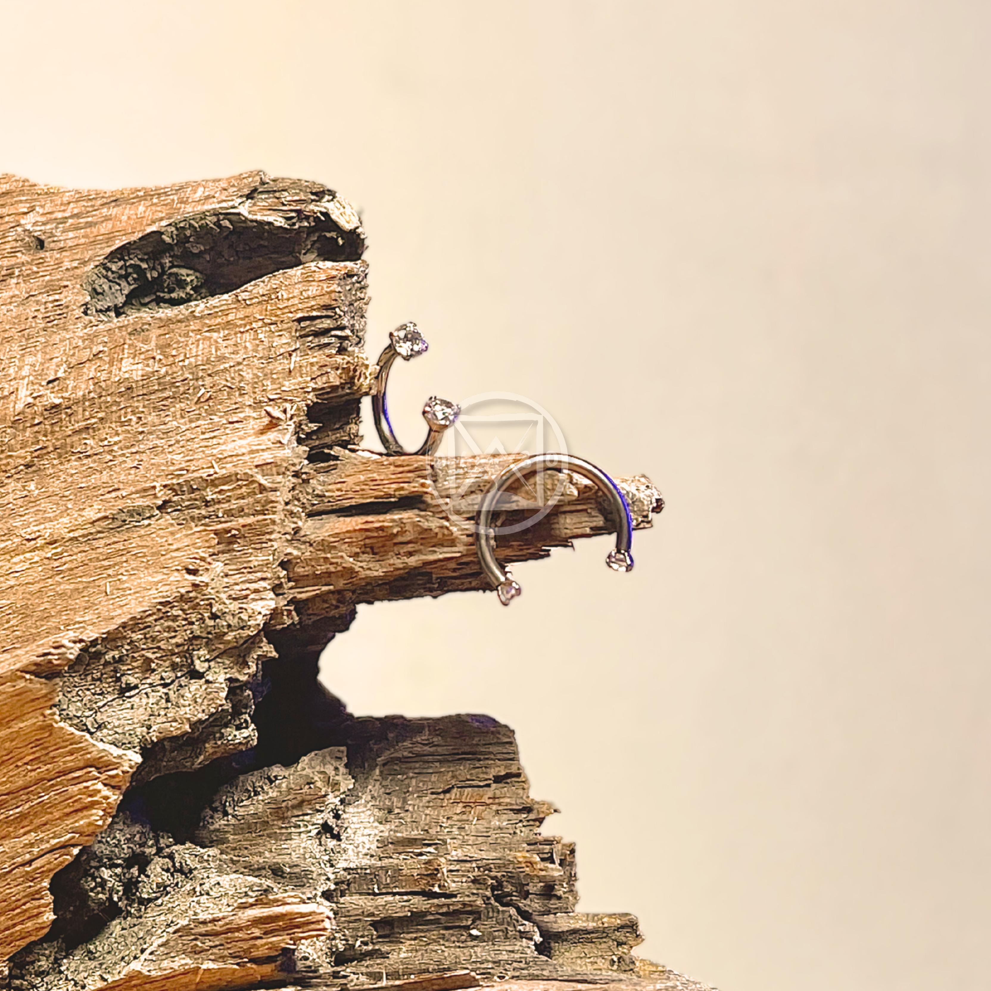 JÓIA FERRADURA C/ZIRCÔNIA 10MM