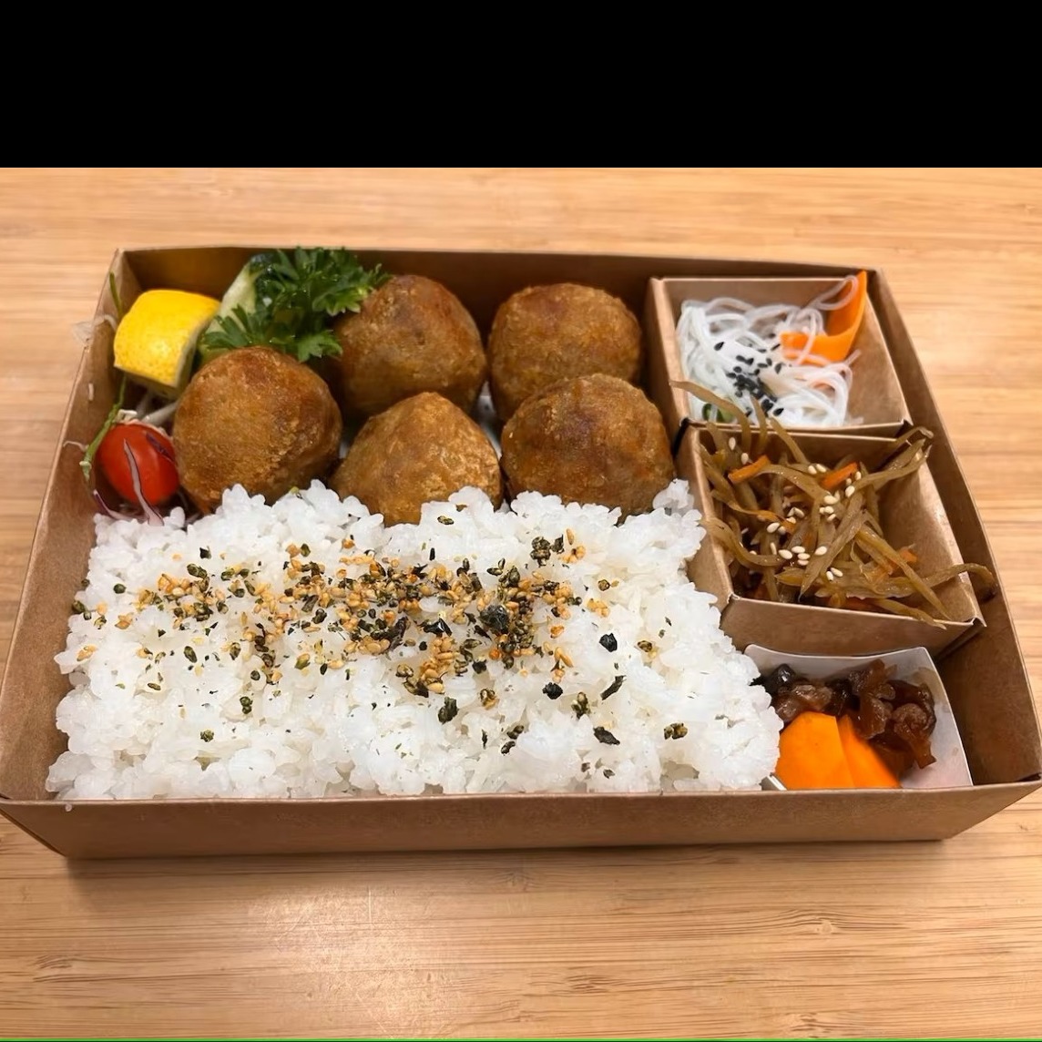 Obento Korokke Camarão