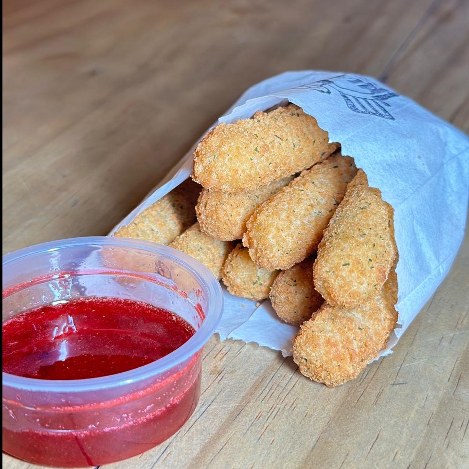 ** NOVO**  Stick de mussarela empanado 