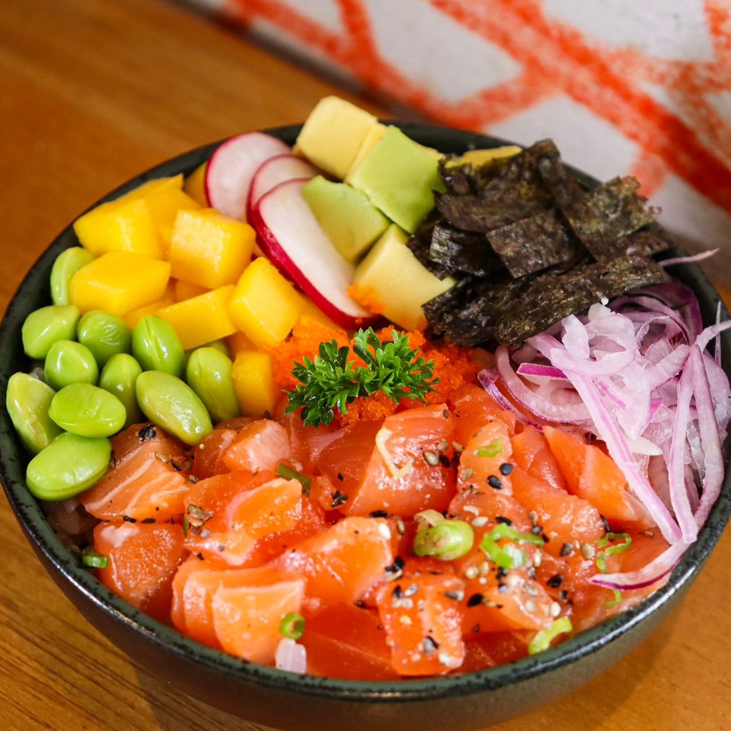 Poke Tropical  Salmão  do Gil