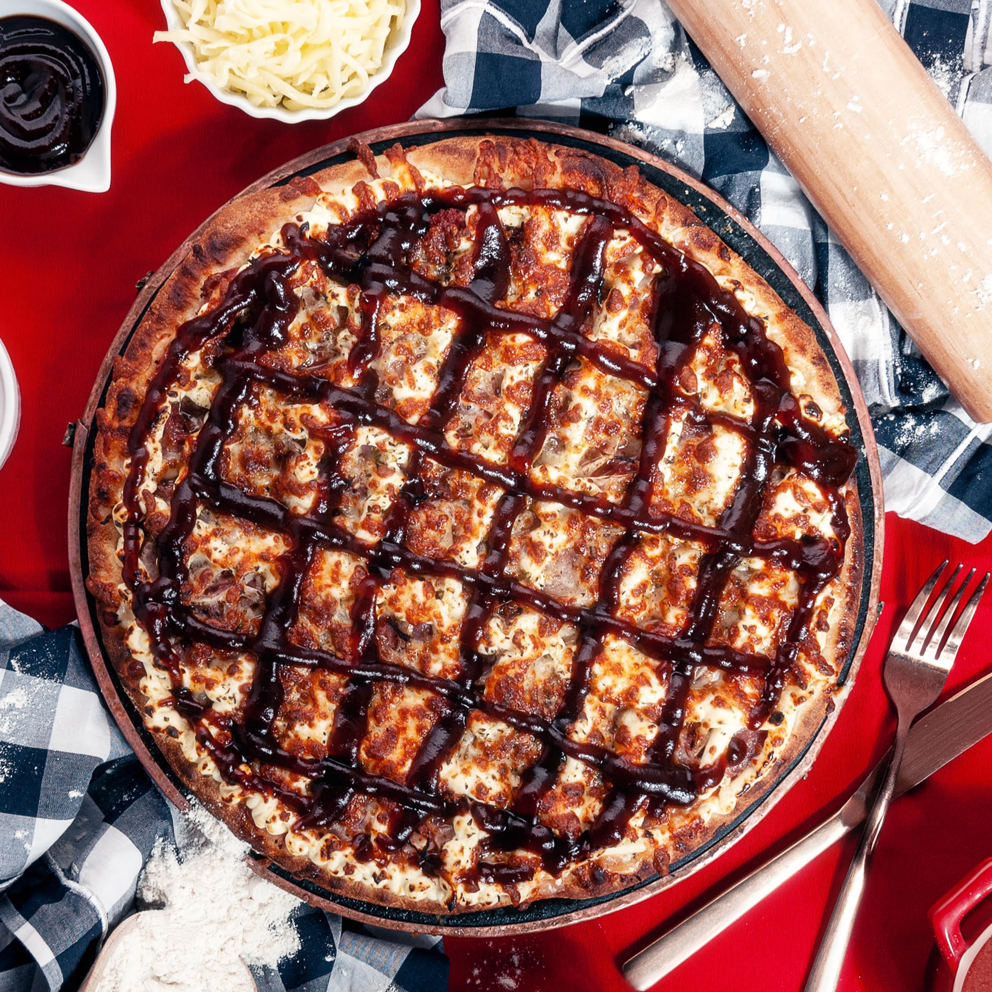 Calabresa com barbecue GG + Guaraná Antática 1,5l