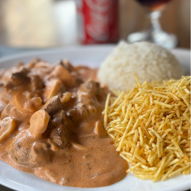 Almoço Executivo Strogonoff de Filé Mignon