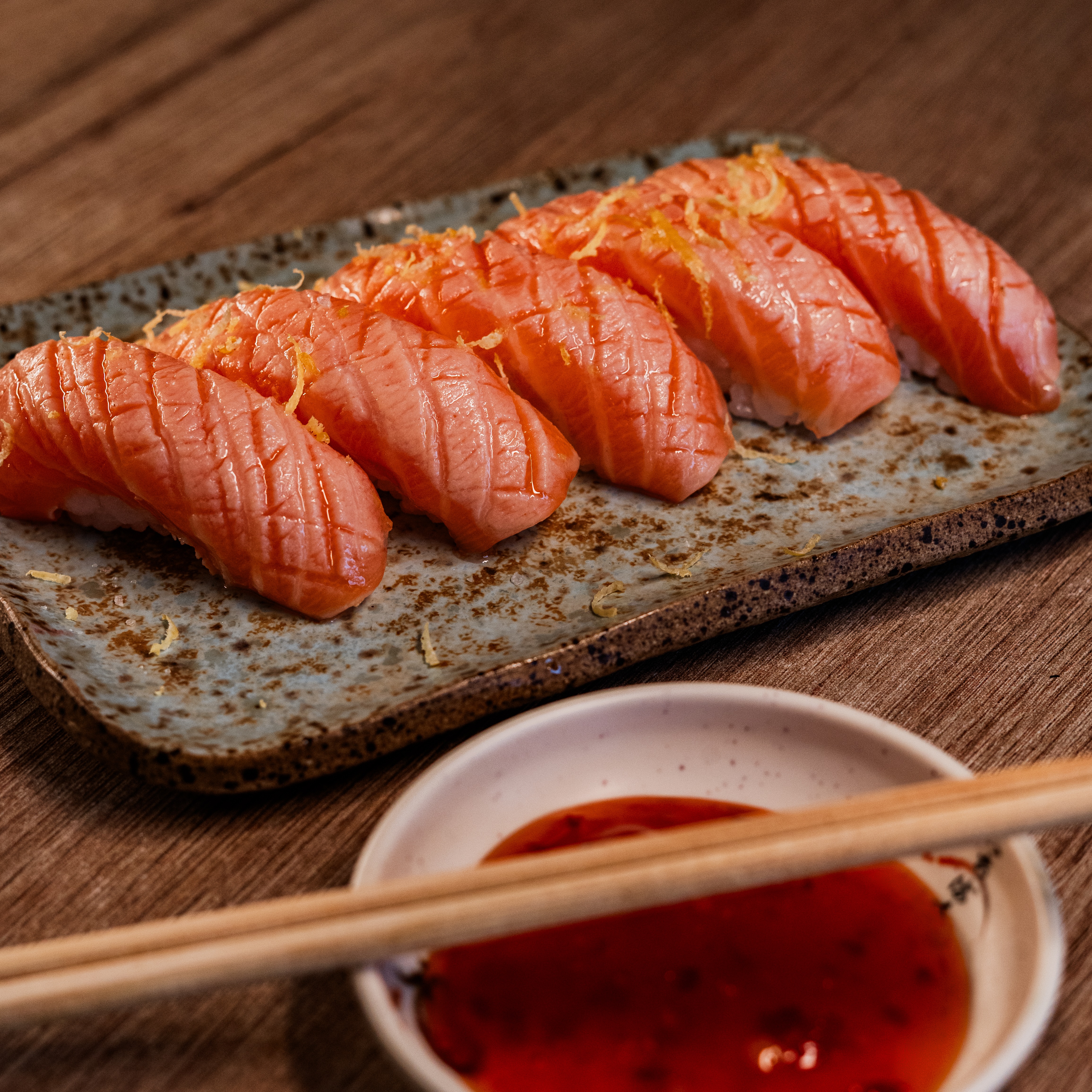 Niguiri Barriga de Salmão (05 unid.)