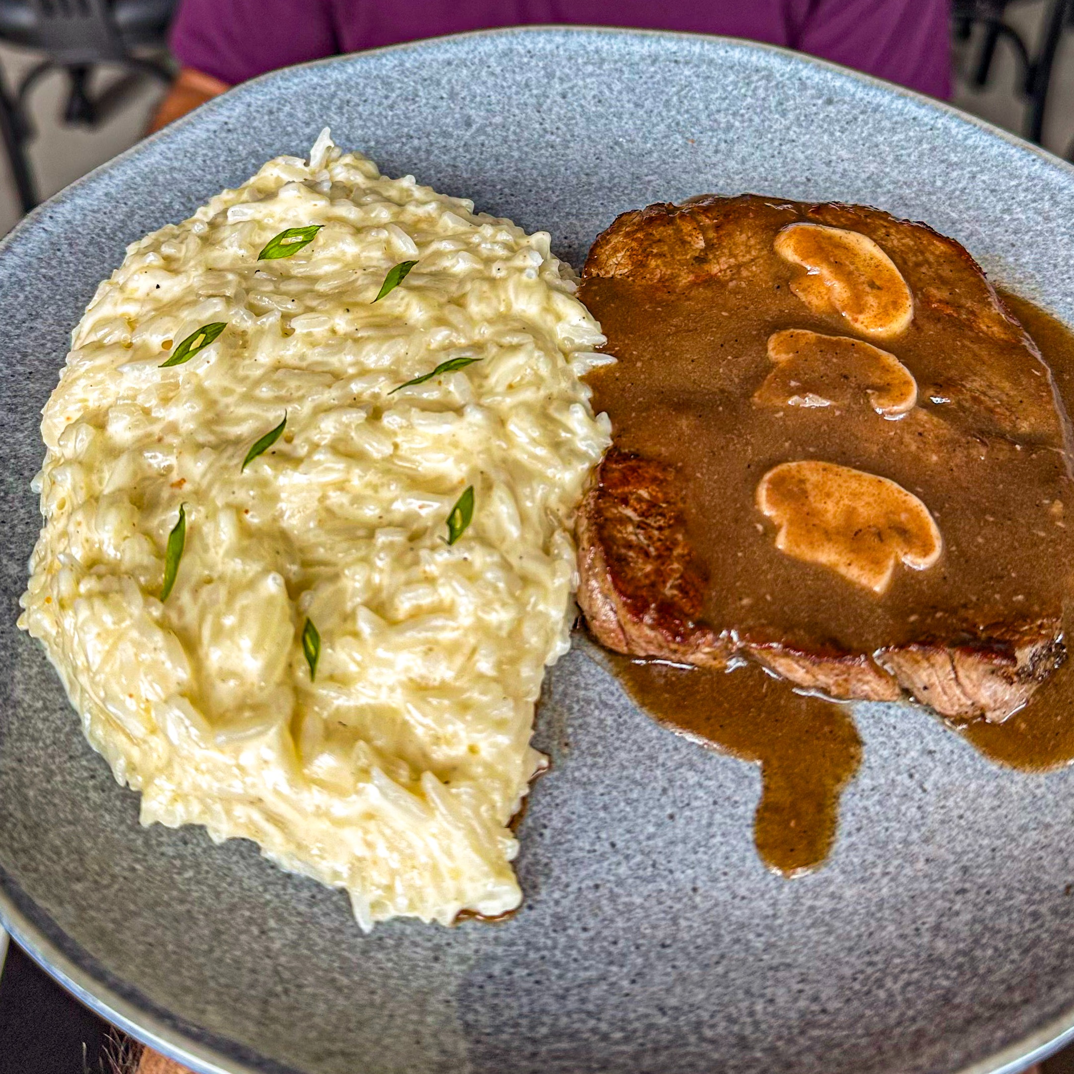 Filé Mignon ao Molho Madeira com Piamontese
