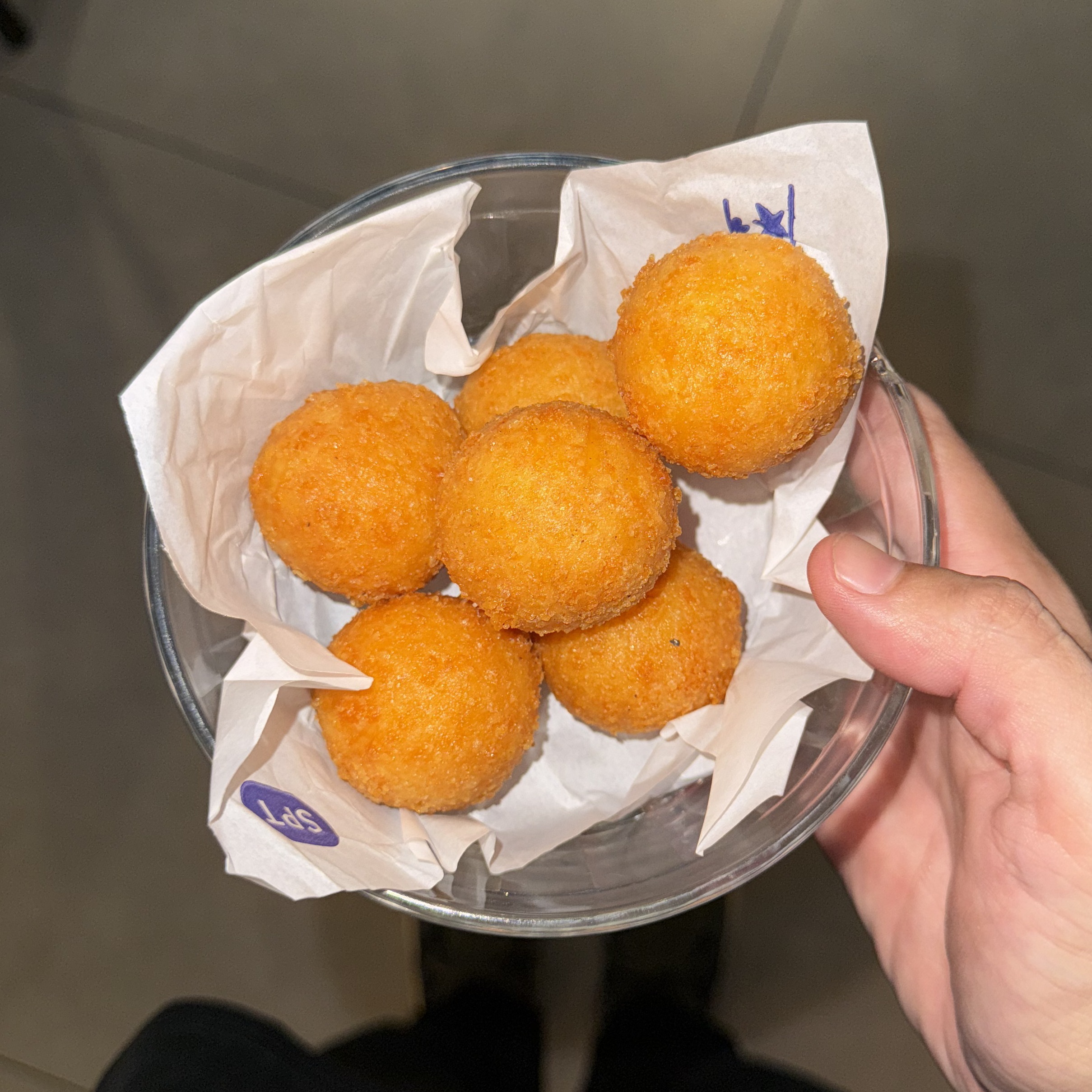Bolinha de Queijo