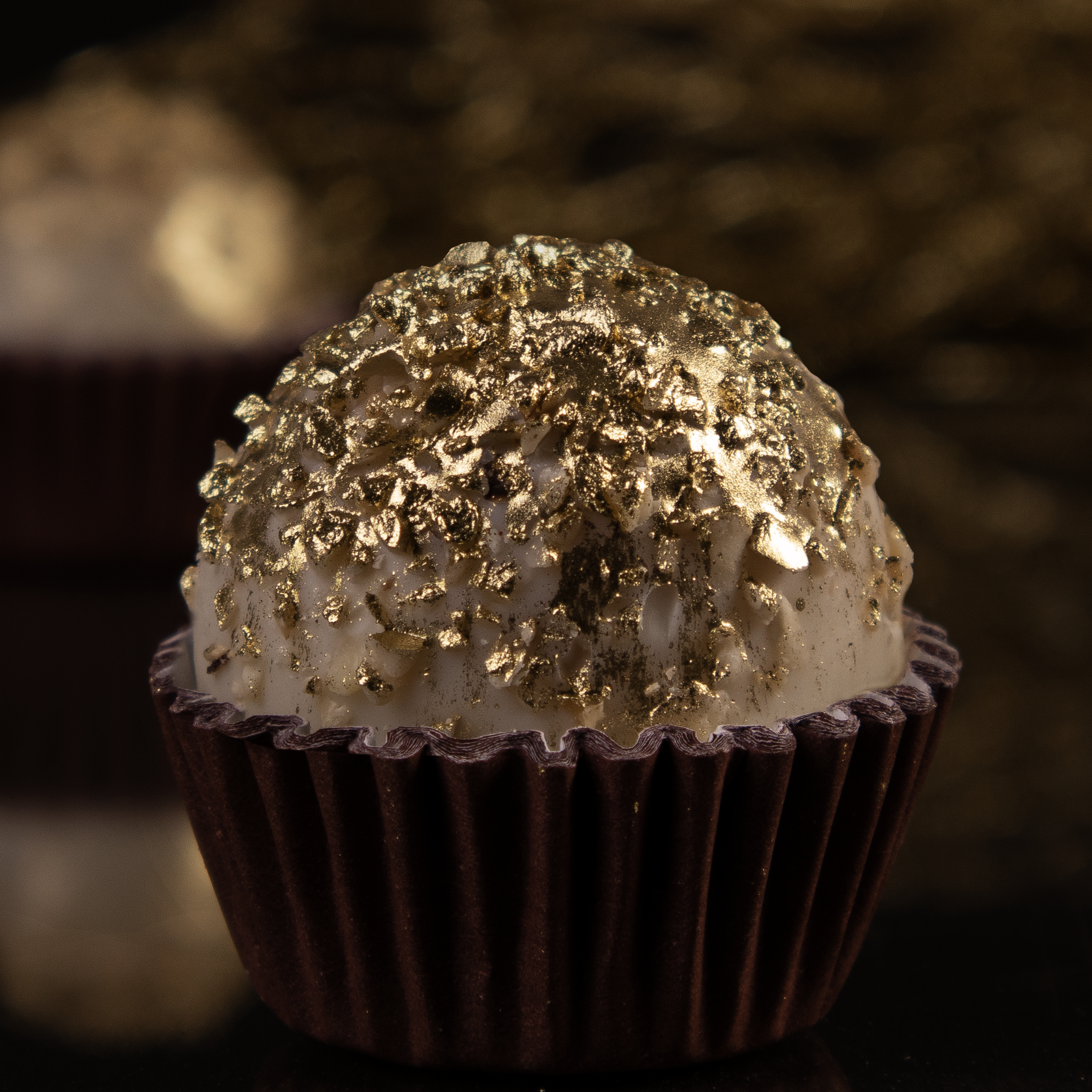 Bombom Crocante Branco Dourado