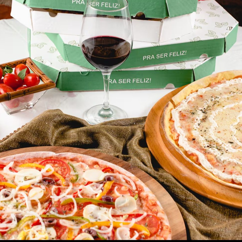 1 Pizza G + 1 Pizza P + 2 Bebidas