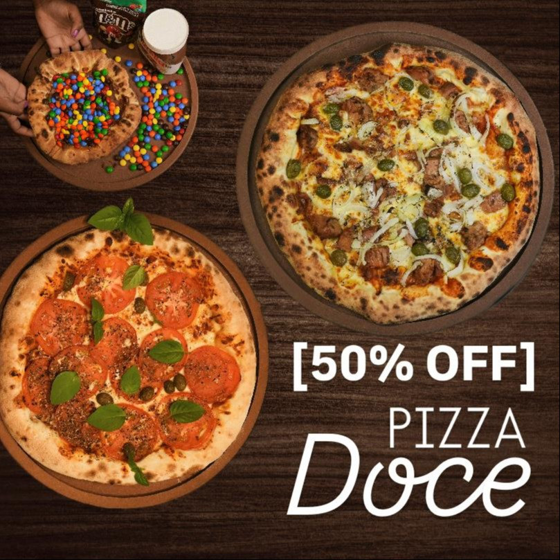 Combo com 2 Pizzas Salgadas de 35cm e a terceira de 25cm doce com 50%OFF!