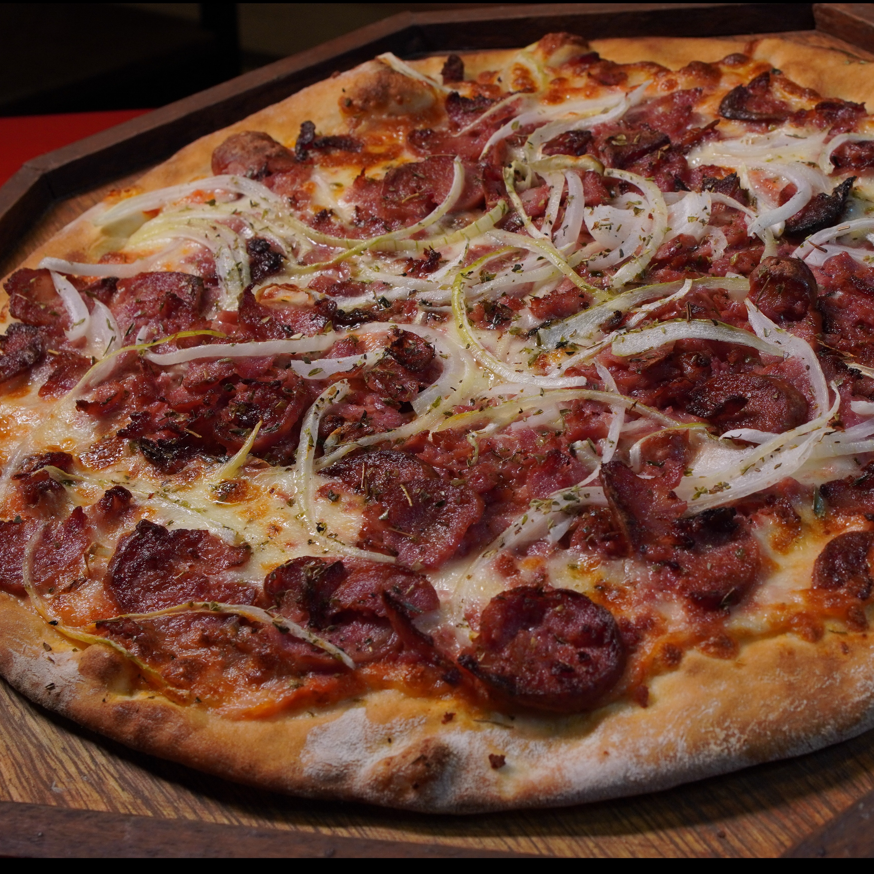 Pizza Calabresa Crocante (Grande)