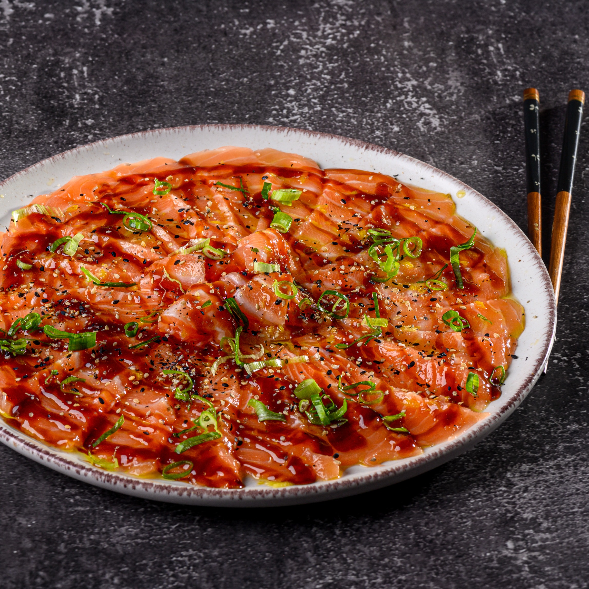 Carpaccio de salmão