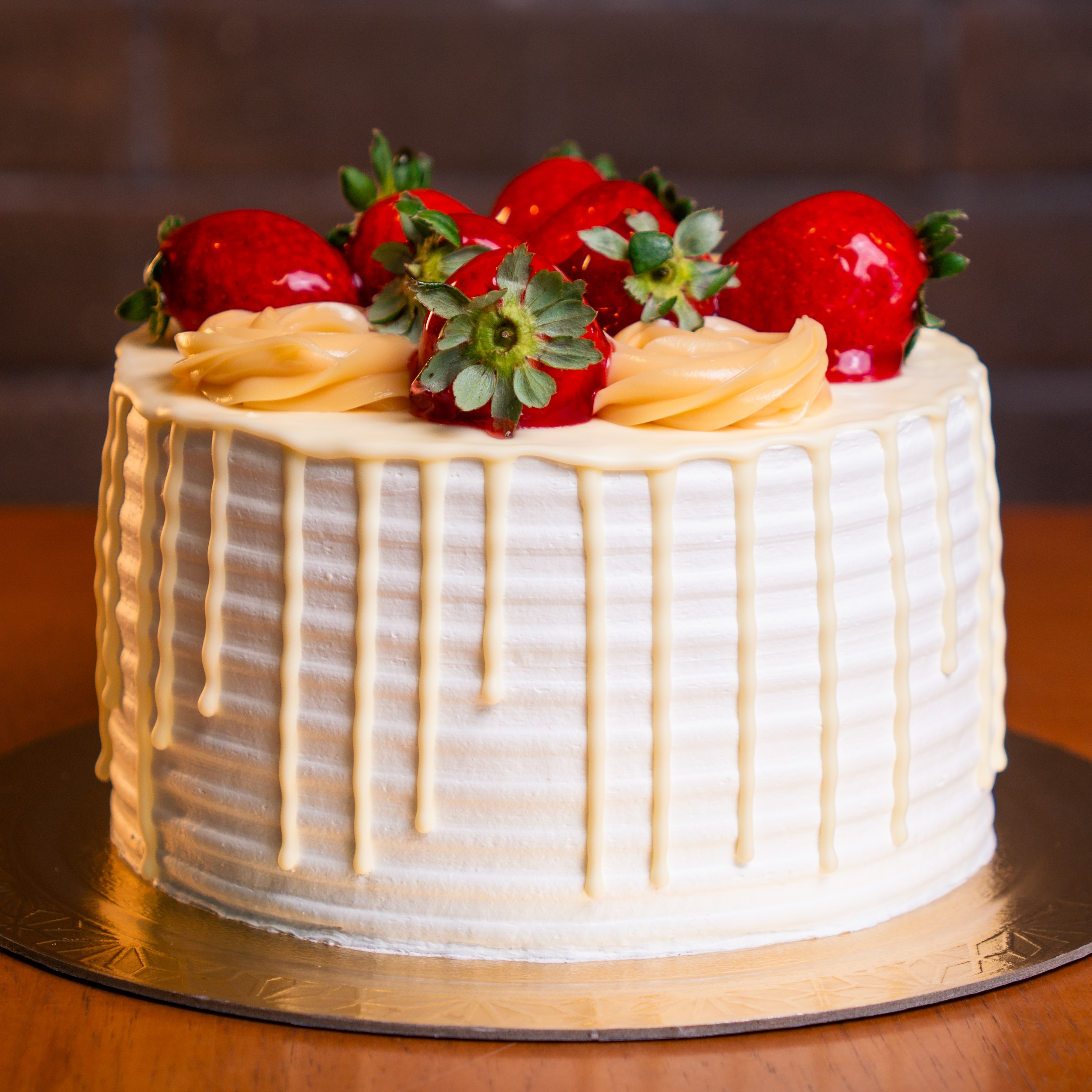 Torta Ninho com Morango (Kg)