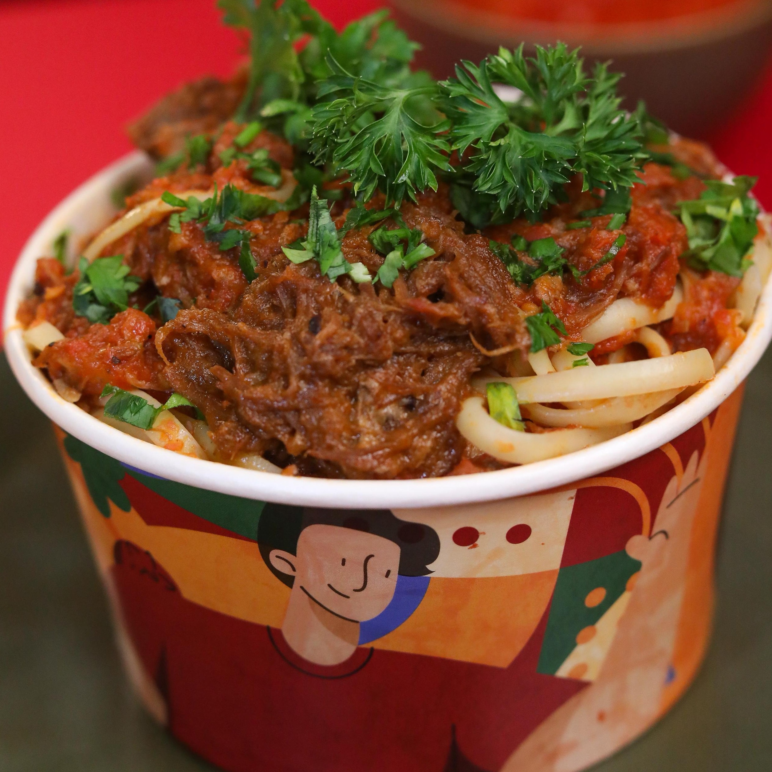 Massa Ragu bovino no Vinho Tinto