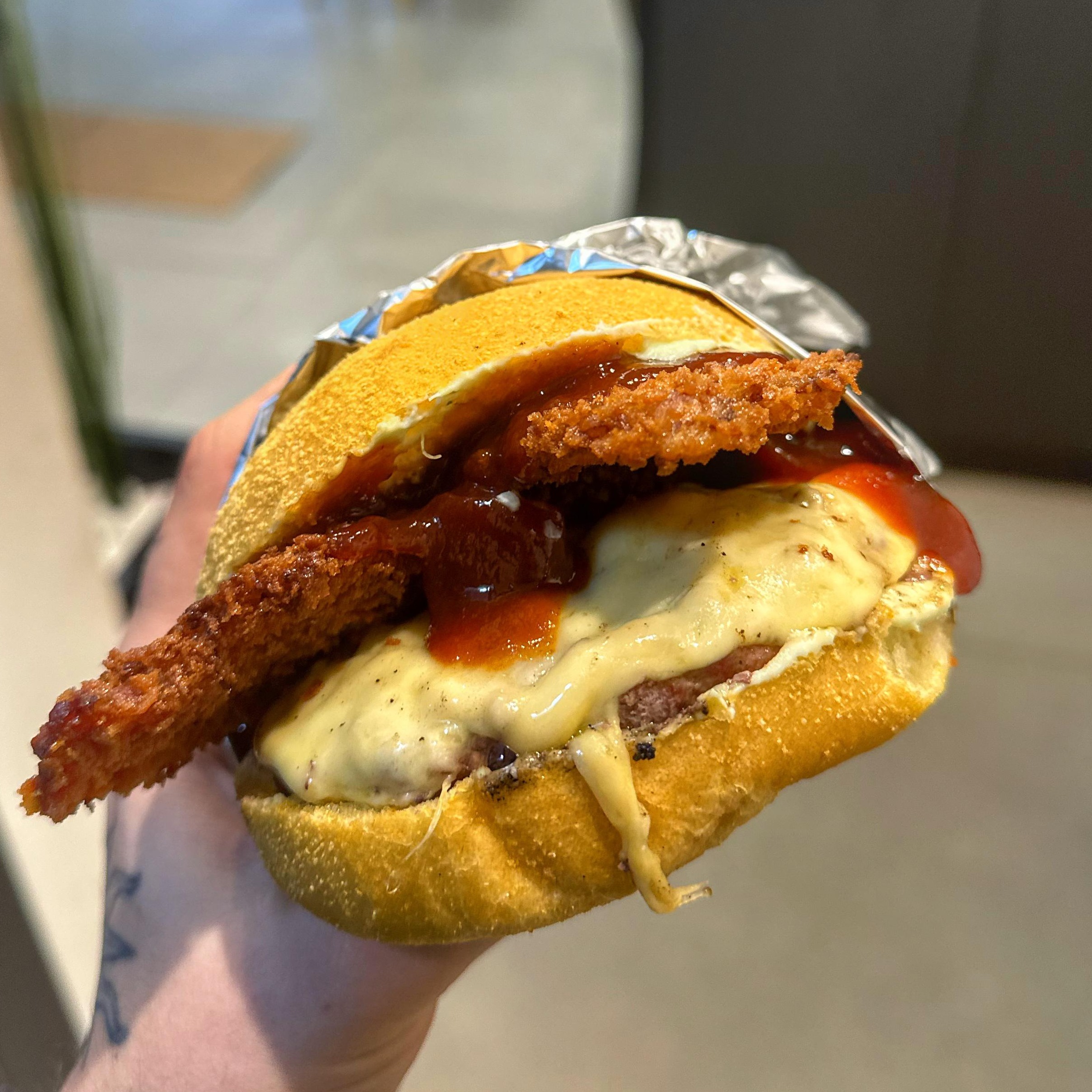 Simples Bacon empanado e Goiabada