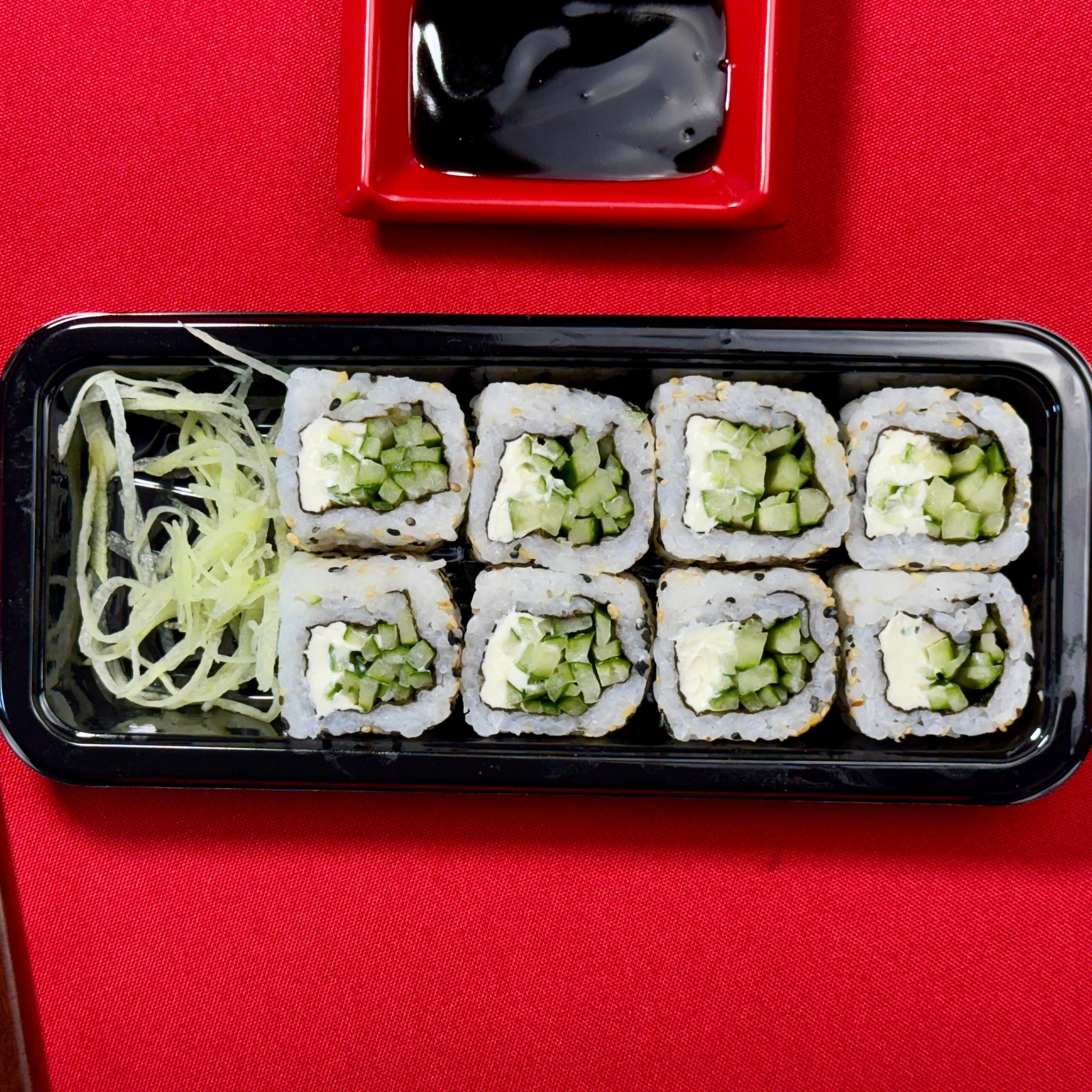 Uramaki Pepino com Cream Cheese (8 peças)
