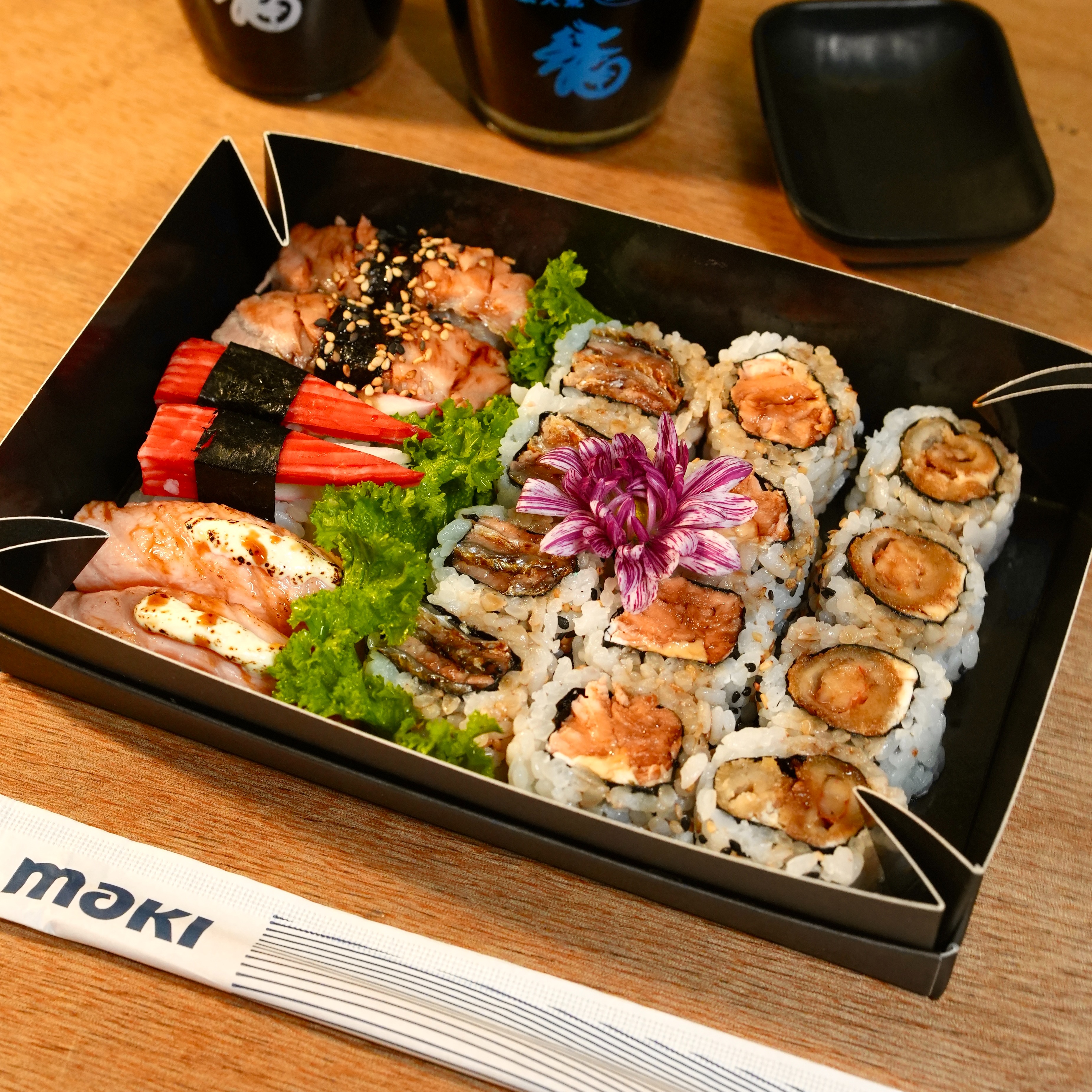 Box 02  Sem cru - 18 peças