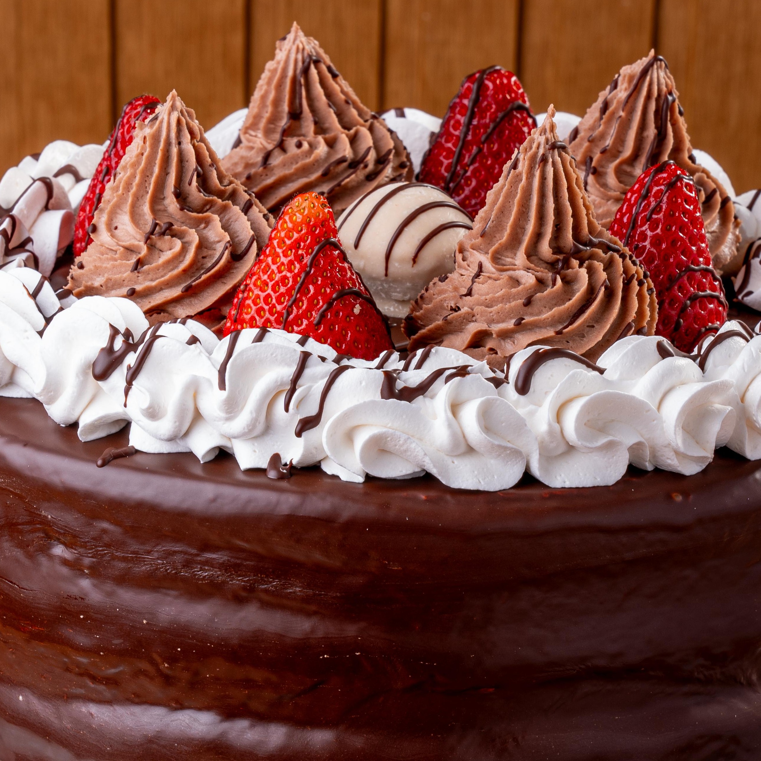 Torta Bombom com Morango