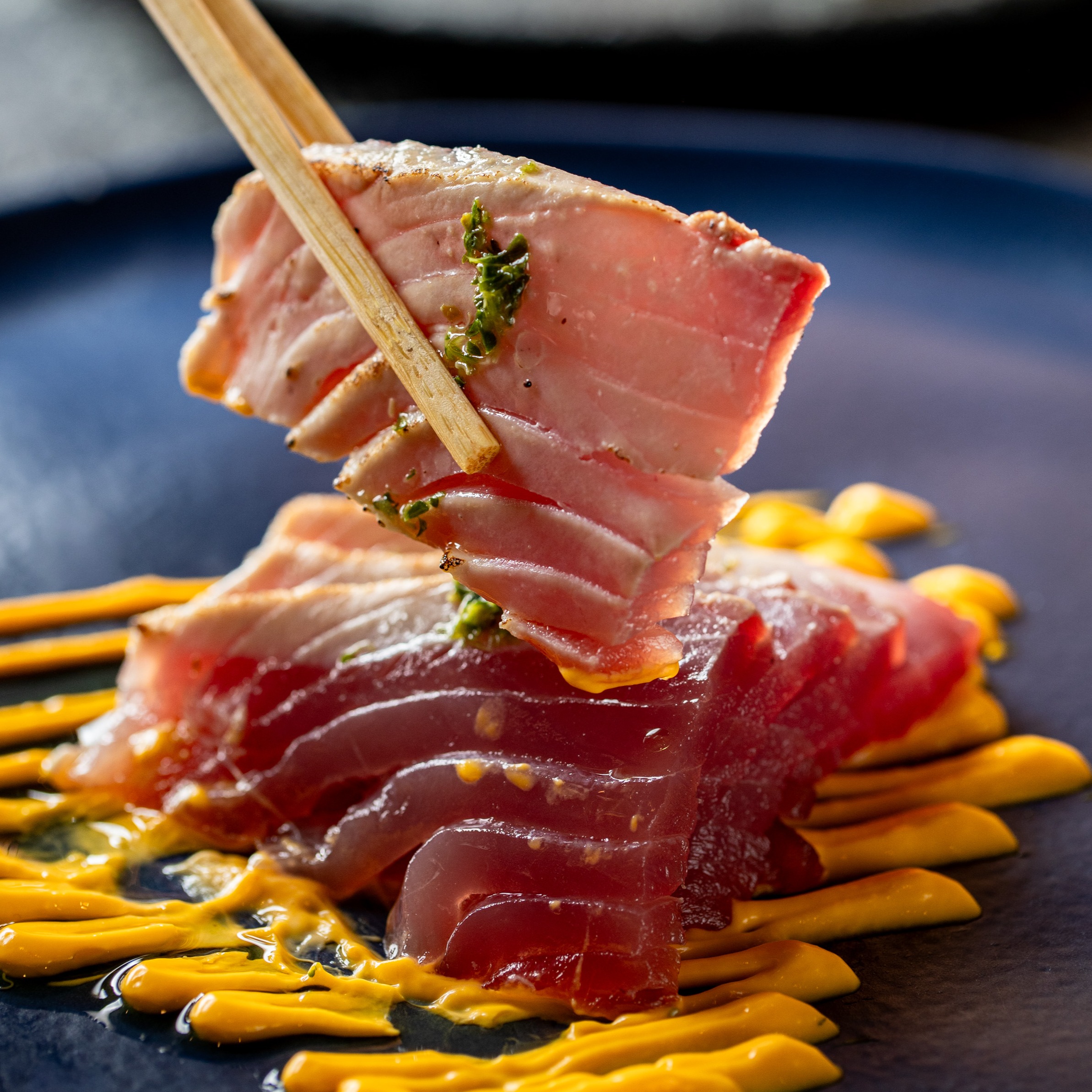 Sashimi de Atum ao Molho Especial
