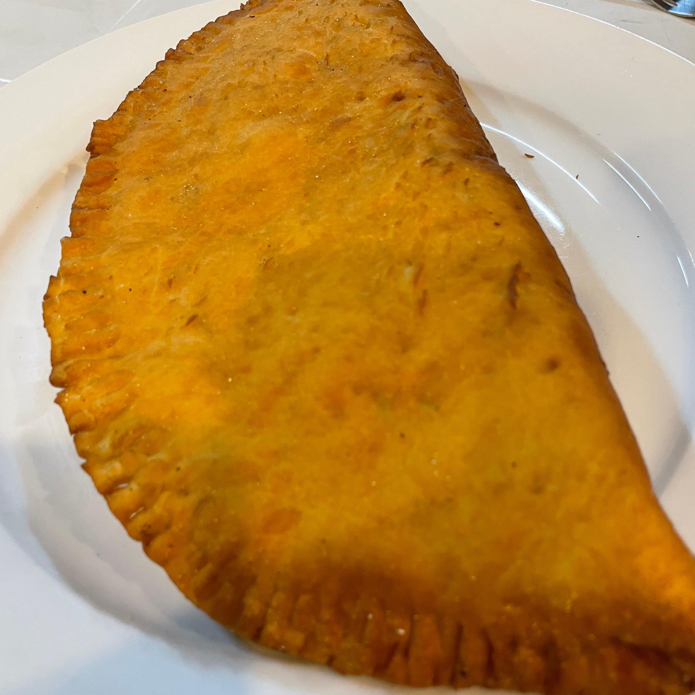 PIZZA FRITA MUSSARELA