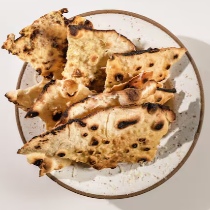 Chips de Massa de Pizza com Ervas e Sal Grosso