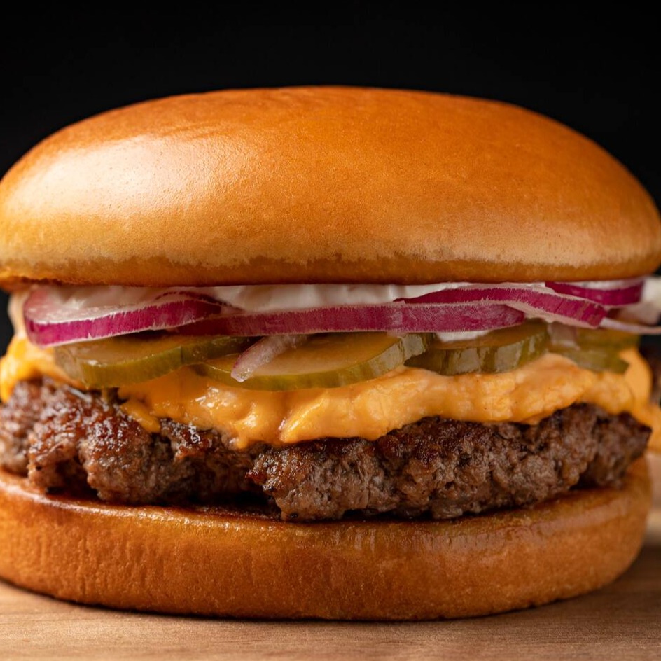 Clássico 11 + fritas + bebidas