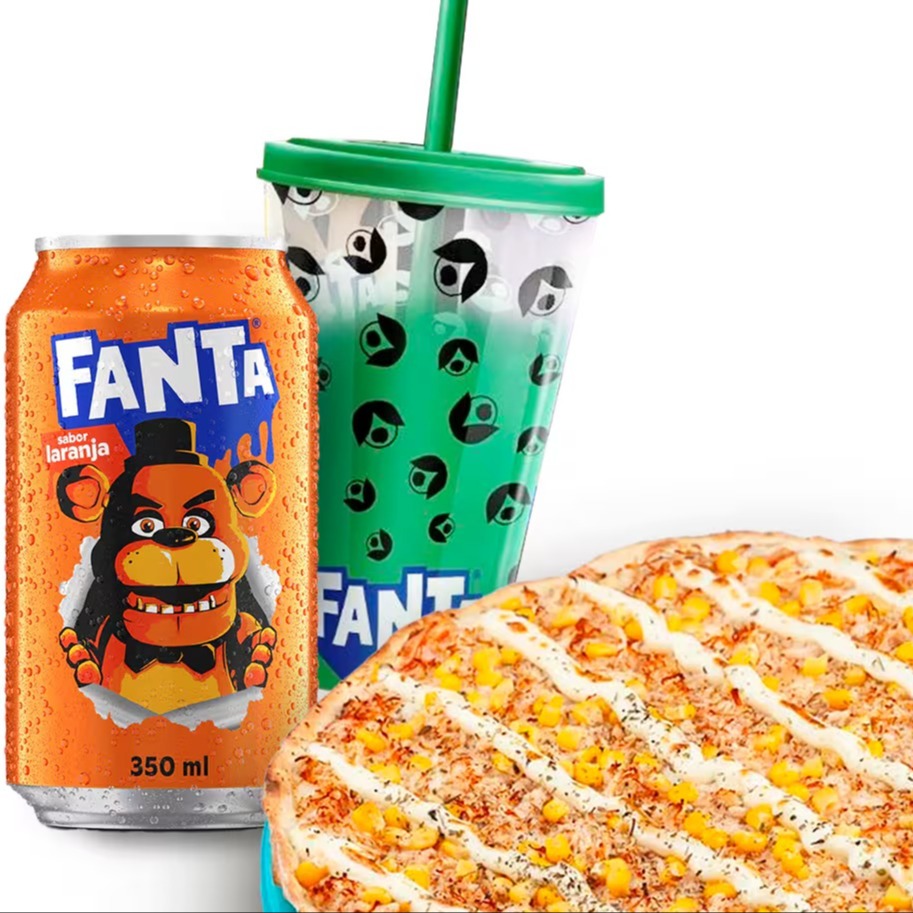 Compre Pizza Salgada 25cm + 1 Fanta Laranja Lata, ganhe 1 copo