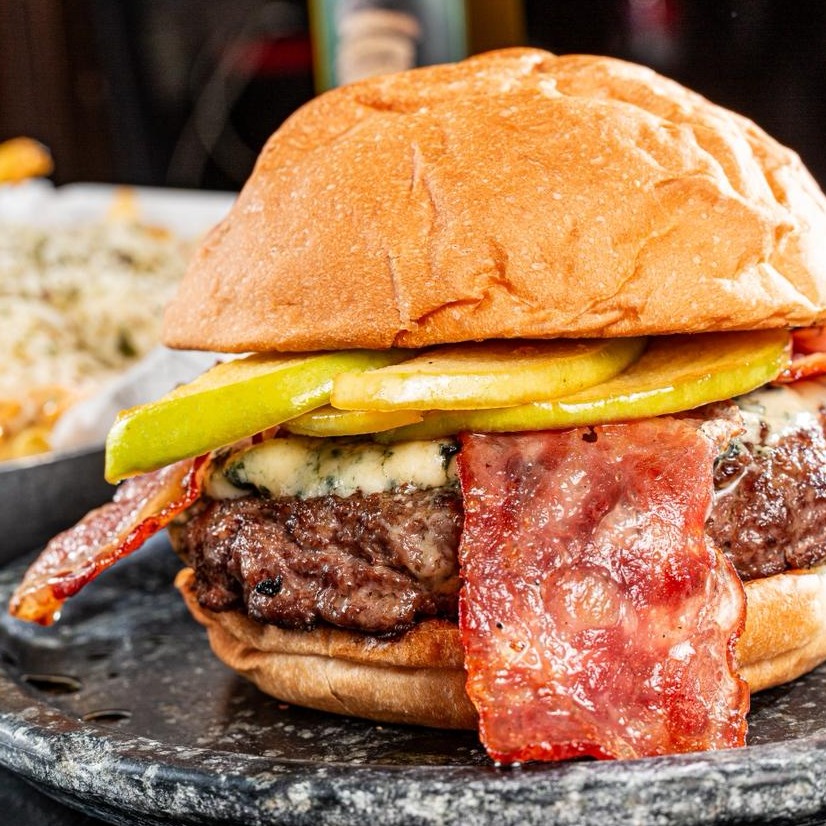 Burguês de NOVEMBRO