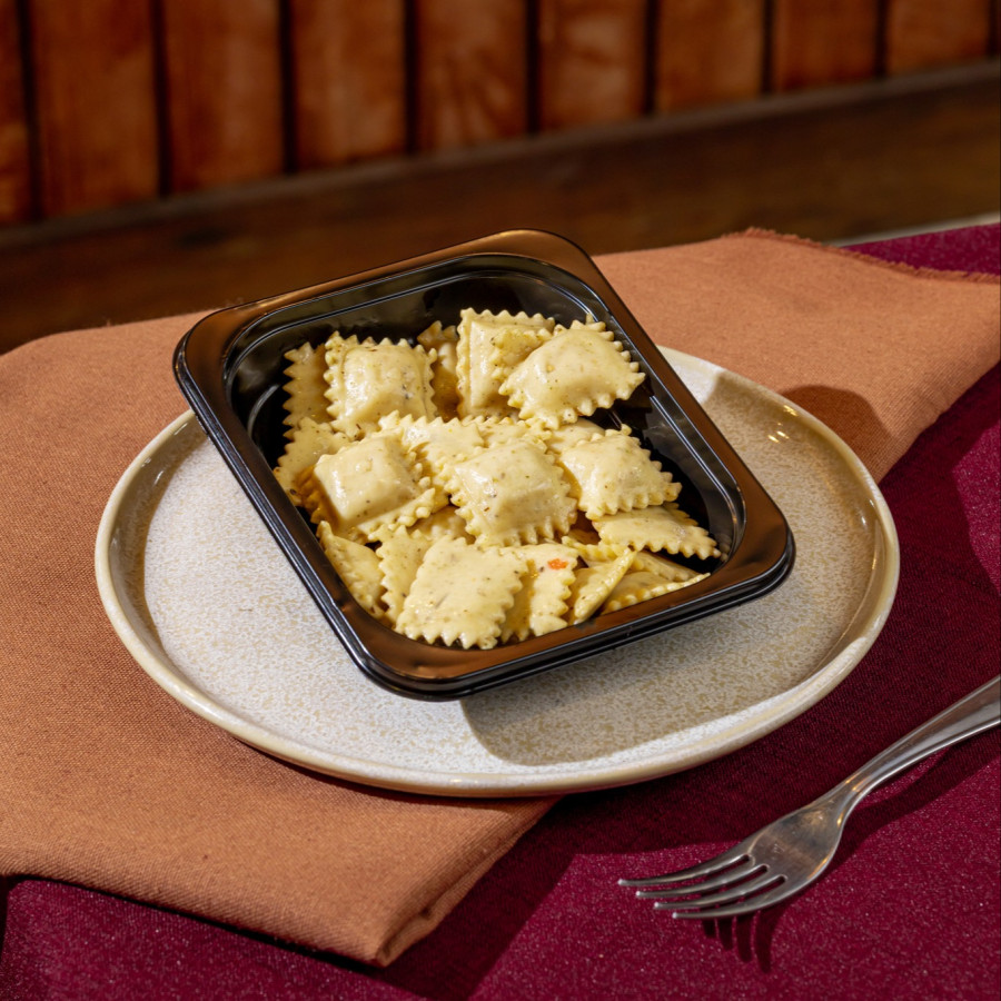 RAVIÓLI ERVAS FINAS COM RECHEIO DE MUÇARELA E BACON- 500GR