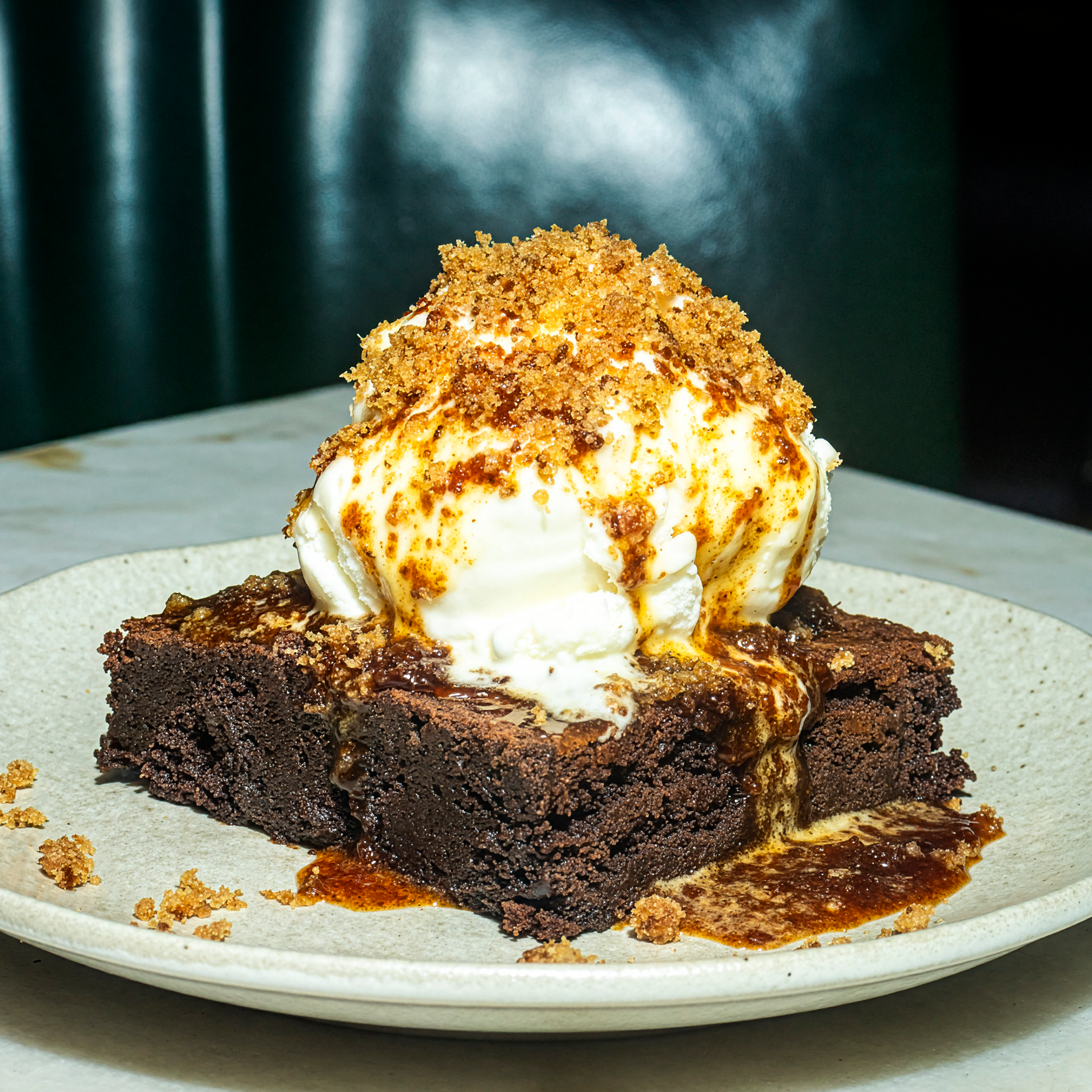 Brownie de Café com Calda de Bacon