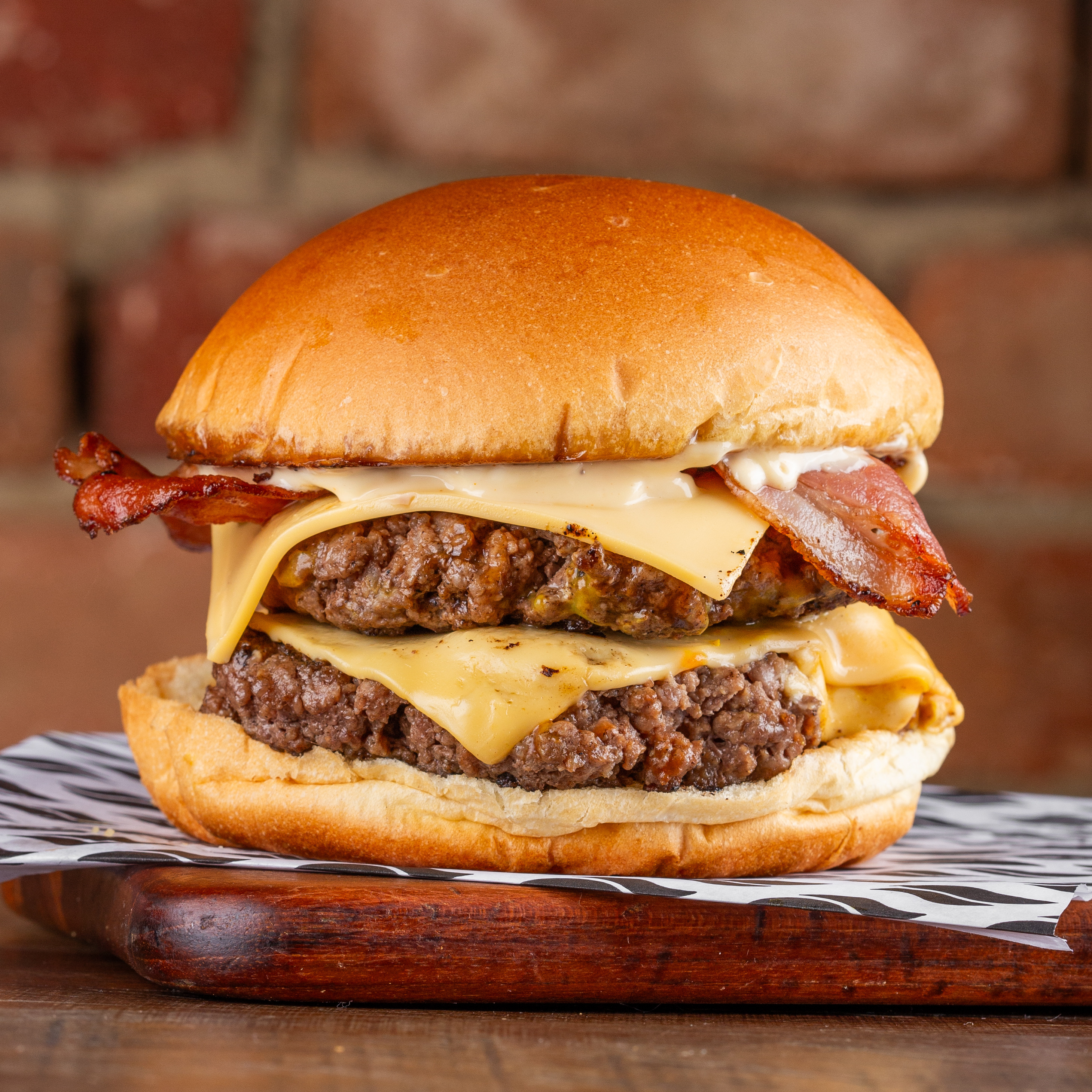 2 Bacon Duplo + Batata Frita + Coca 600ml