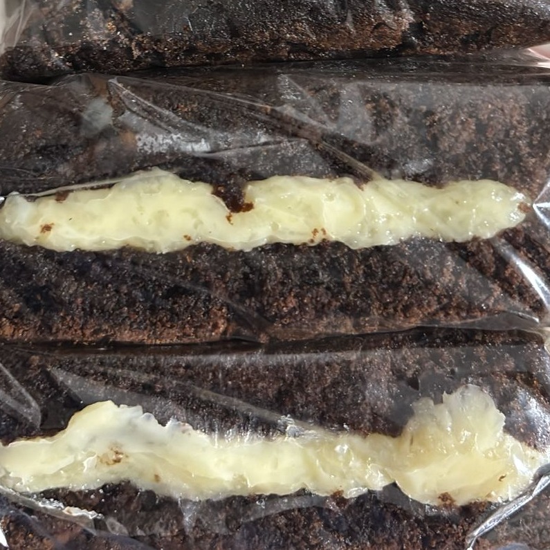 Brownie com recheio de prestigio 