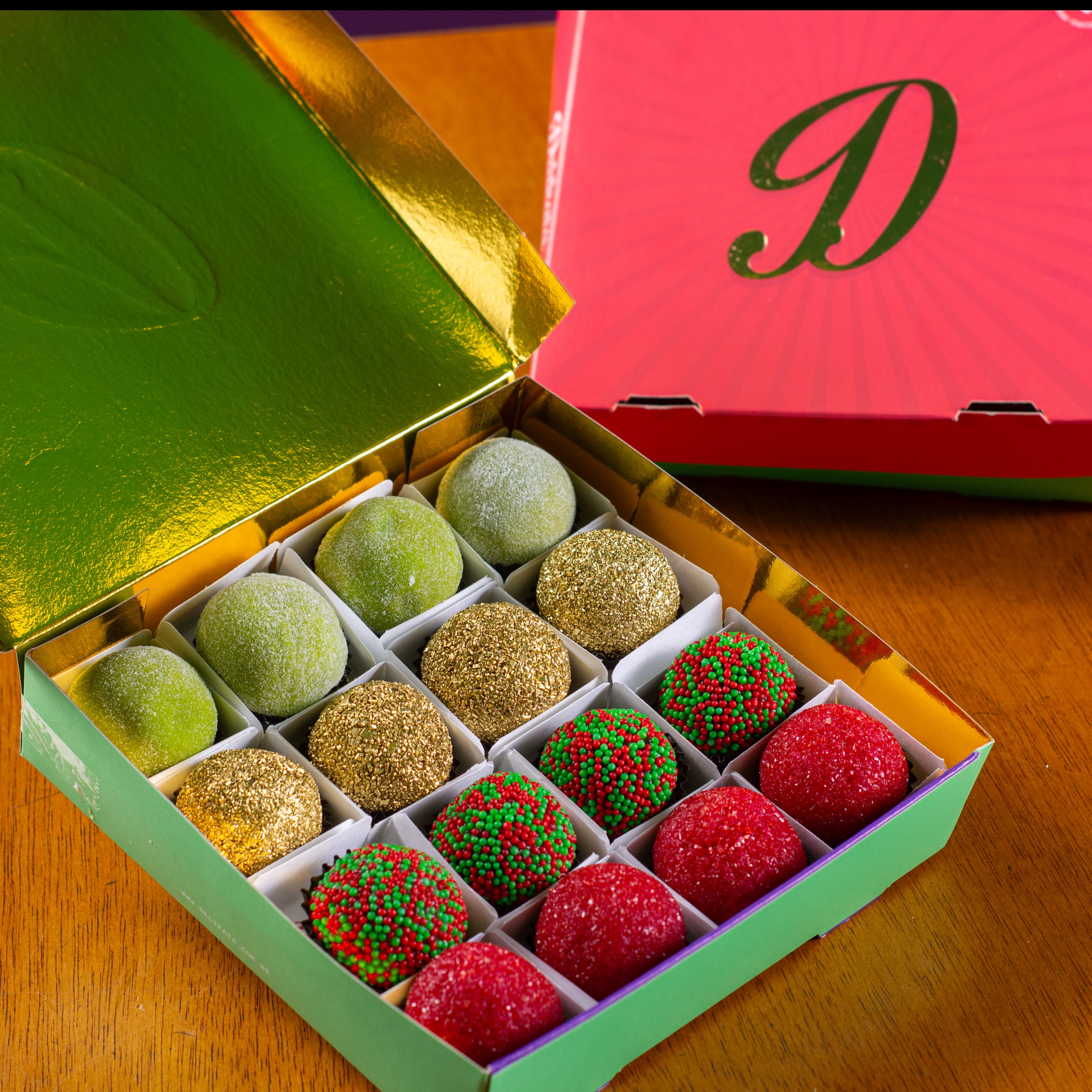 Caixa dourada de Natal