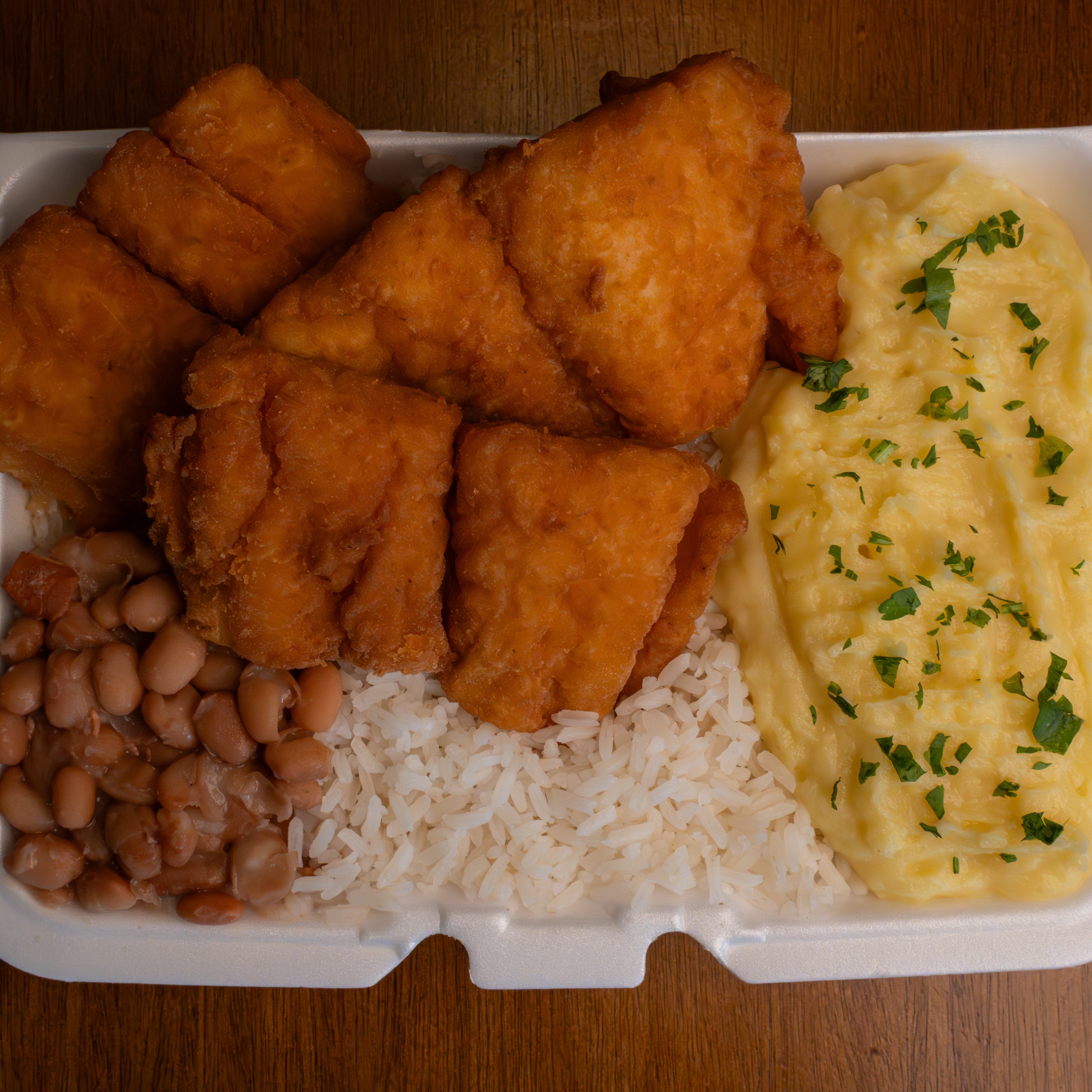 Marmita Padrão de Filé de peixe c/ Purê