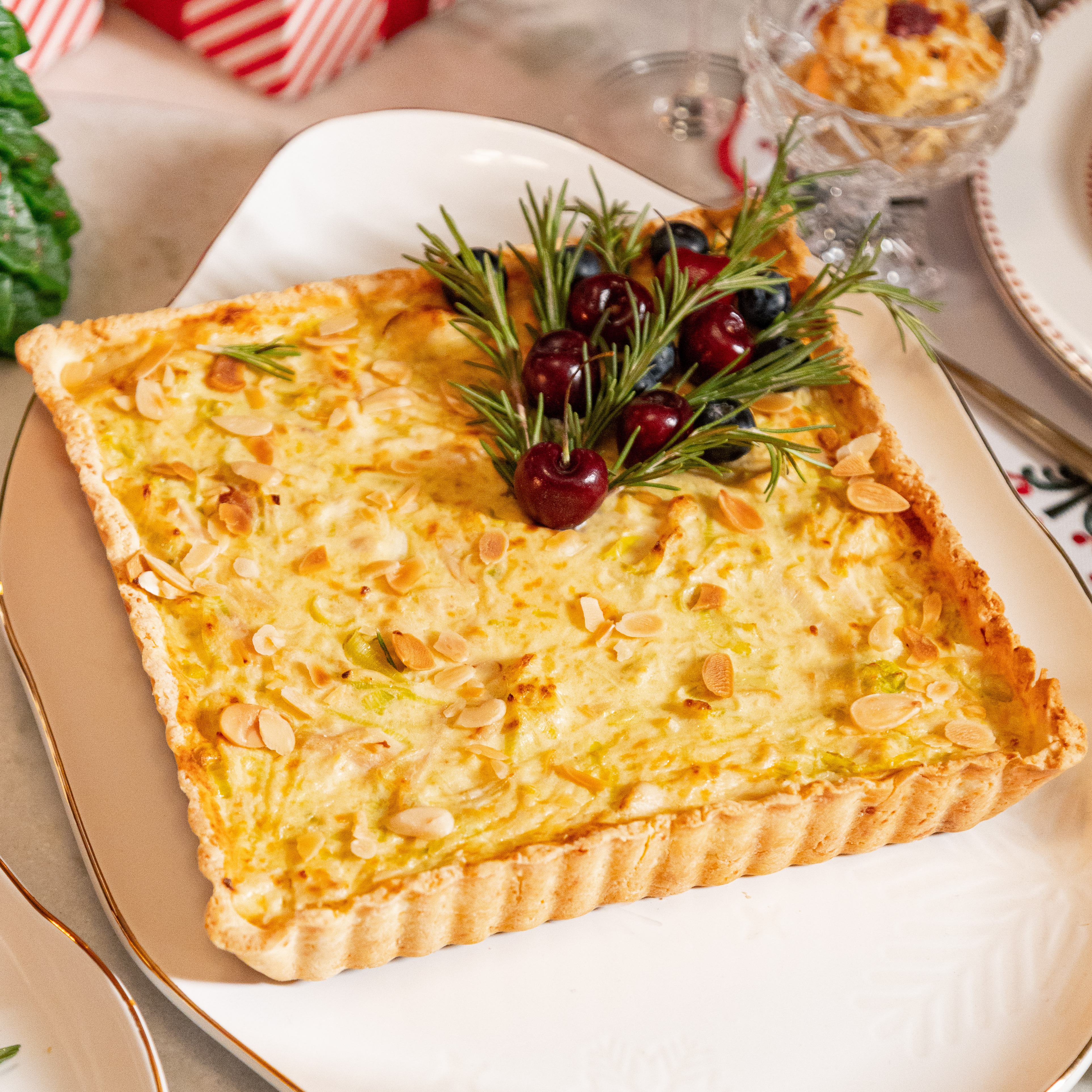 Torta de Frango Defumado com Alho Poró