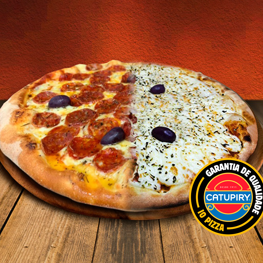 Pizza Grande Pepperoni Sadia + 2 Queijos (08 pedaços)