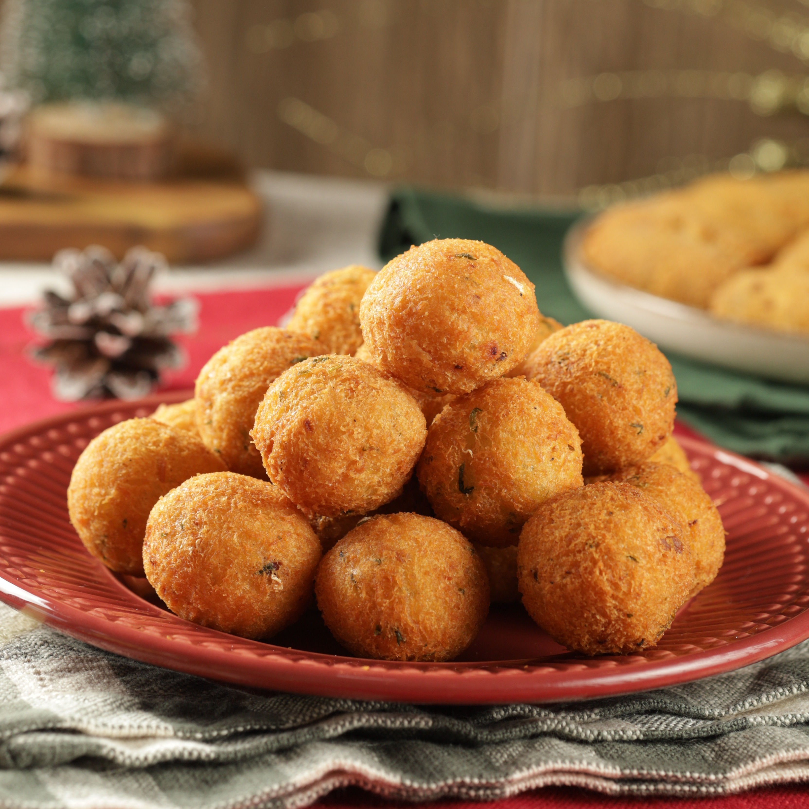 Porção de  Bolinho de Bacalhau 