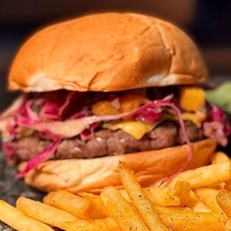 Burguês de Fevereiro (Banana Palha + Maionese de Lemon Pepper)