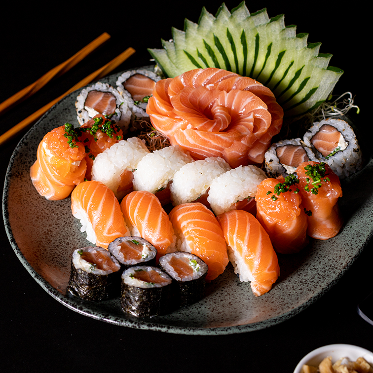 Combinado Salmão (24 peças)