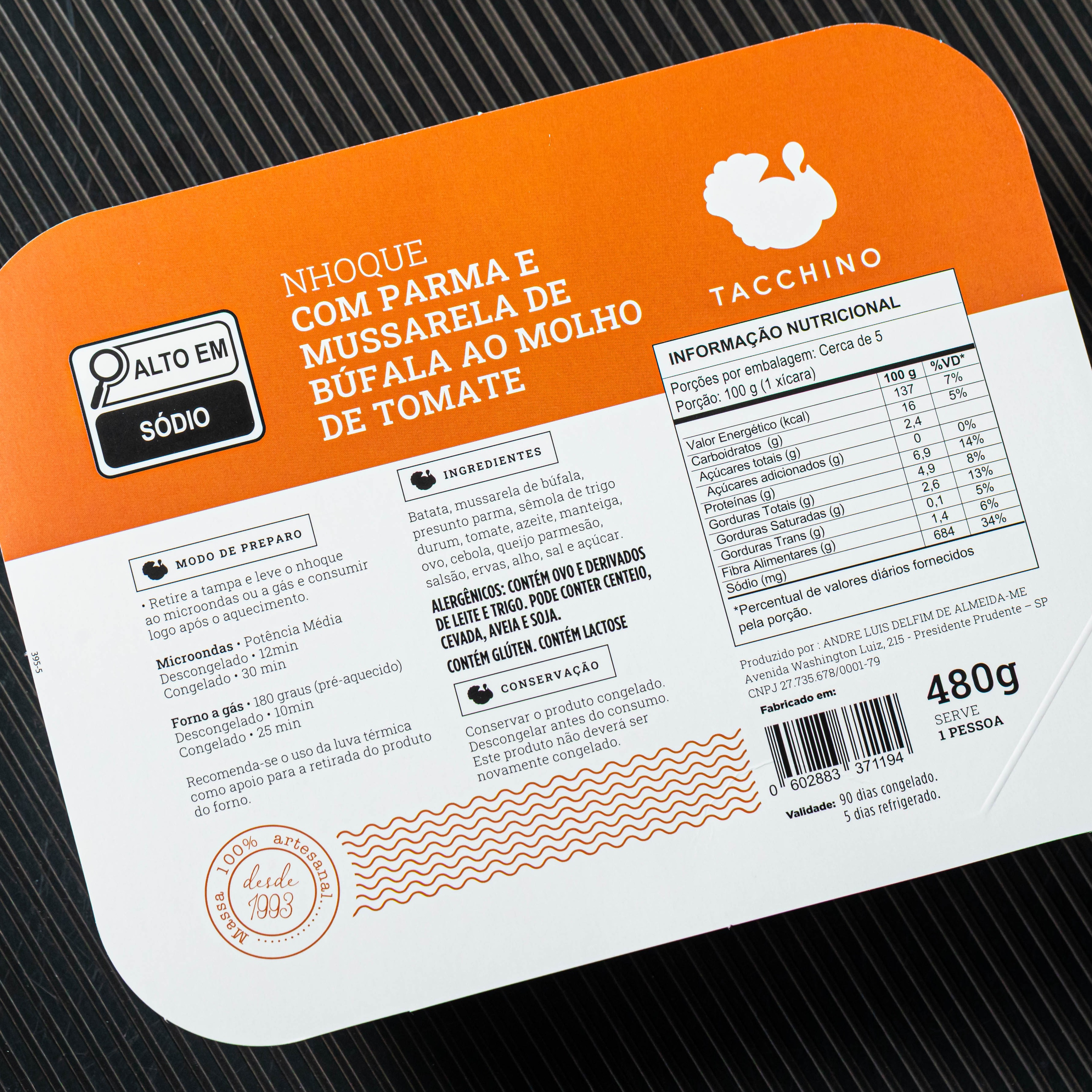 Nhoque Recheado com Presunto Parma e Mussarela de Búfala ao Molho de Tomate (congelada)só 03 und