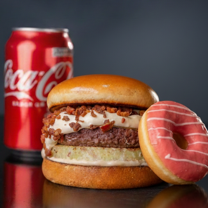 COMBO - PRIME PINEAPPLE CREAM + DONUTS + BEBIDA LATA