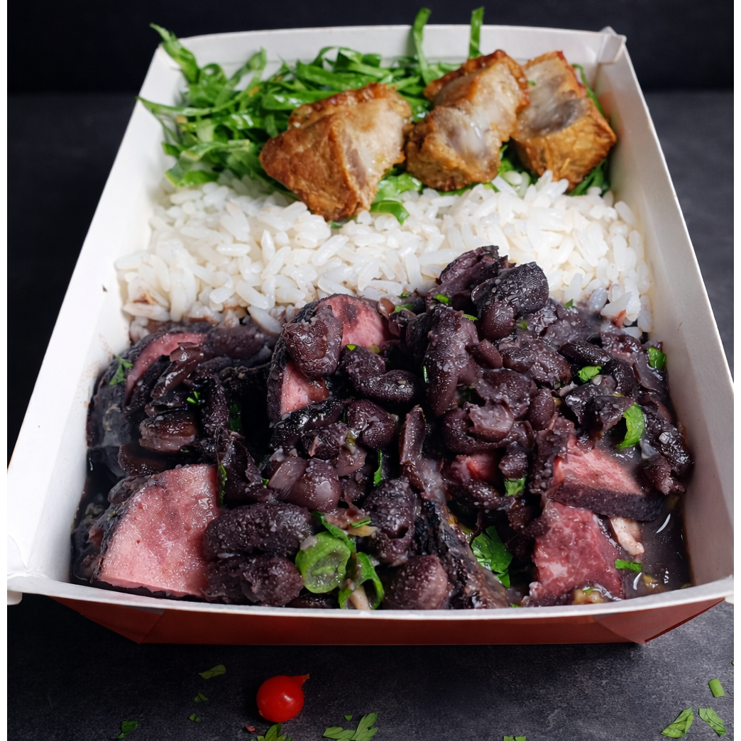 Feijoada menu, arroz branco, couve manteiga e torresmo/ CONGELADO