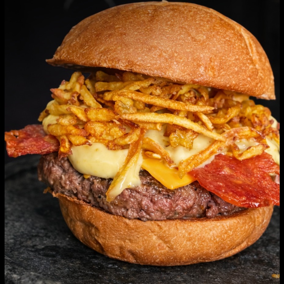 Burguês de Fevereiro+ Fritas + Refri