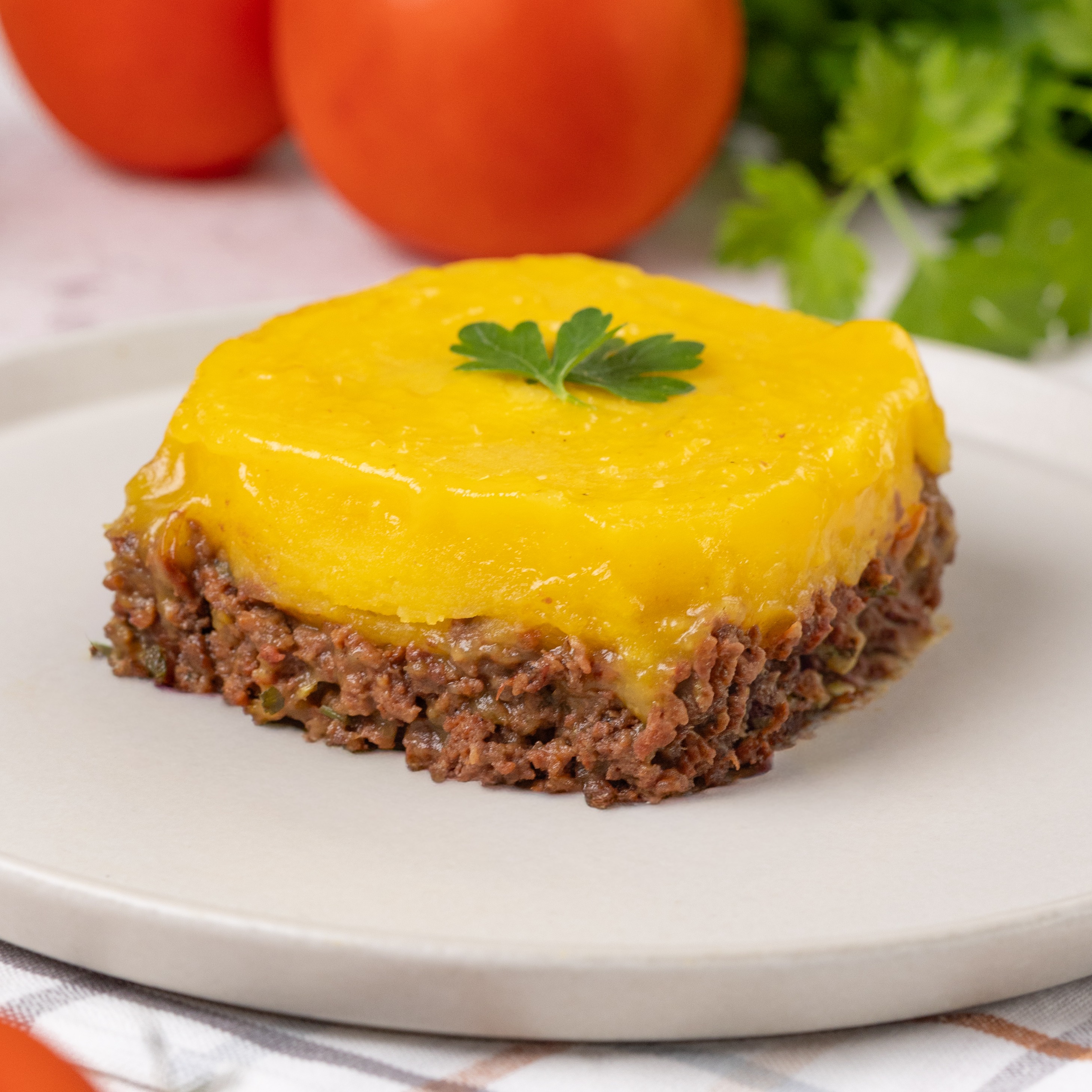 ESCONDIDINHO DE CARNE COM BATATA SALSA