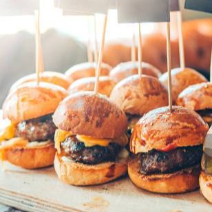 ACEITAMOS ENCOMENDAS PARA FESTAS E EVENTOS!