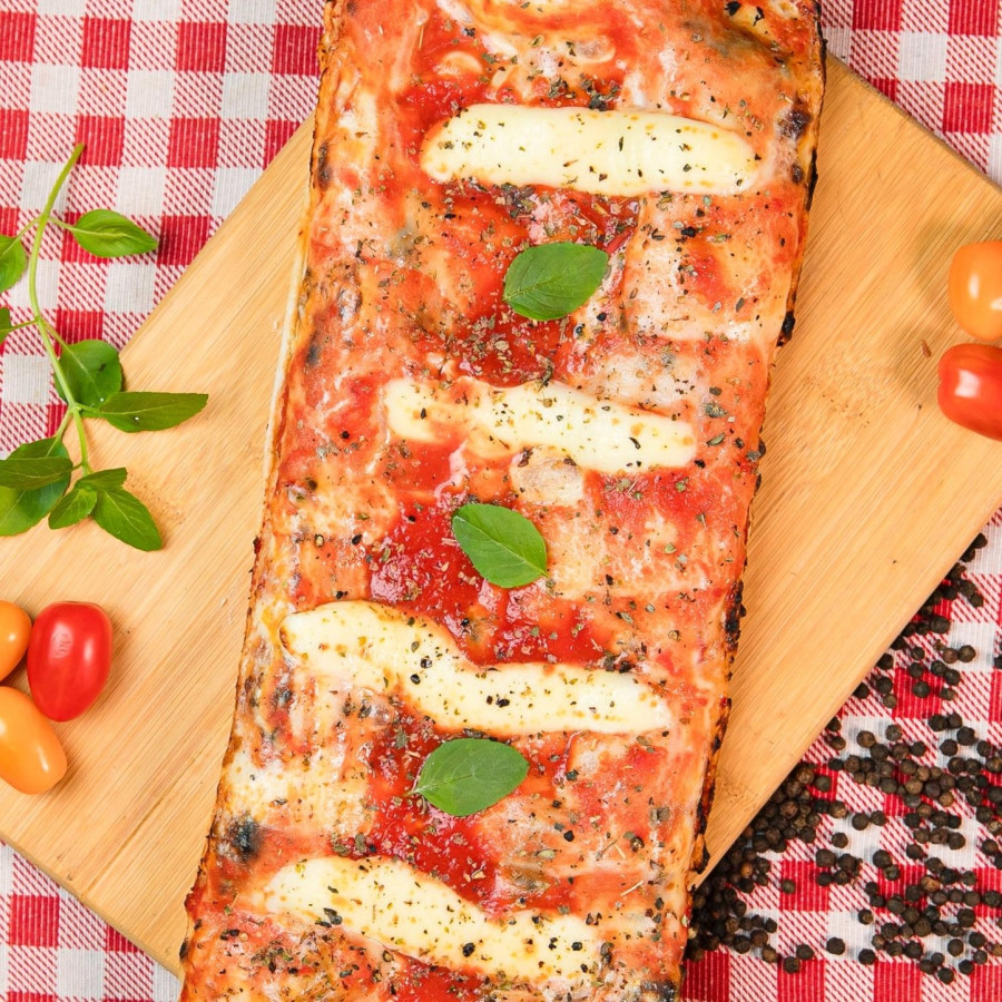 Fatia de Pizza Romana Quatro Queijos (Al Taglio)