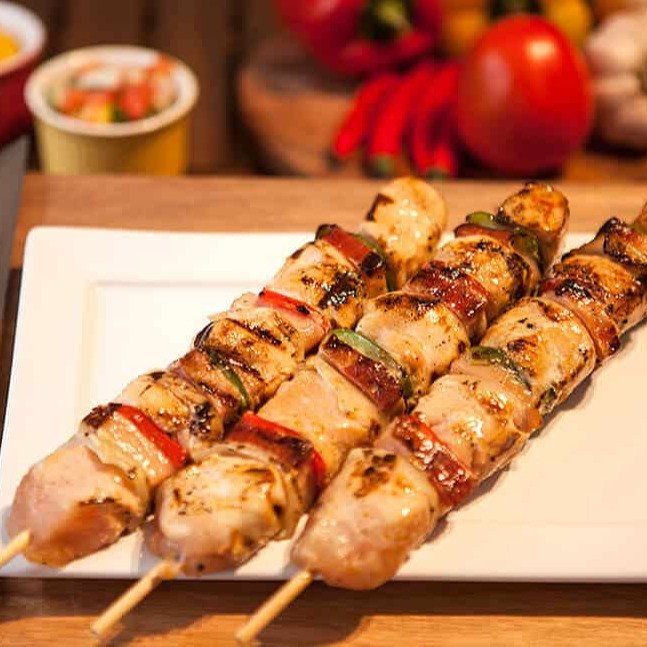 ESPETO YAKITORI SUINO