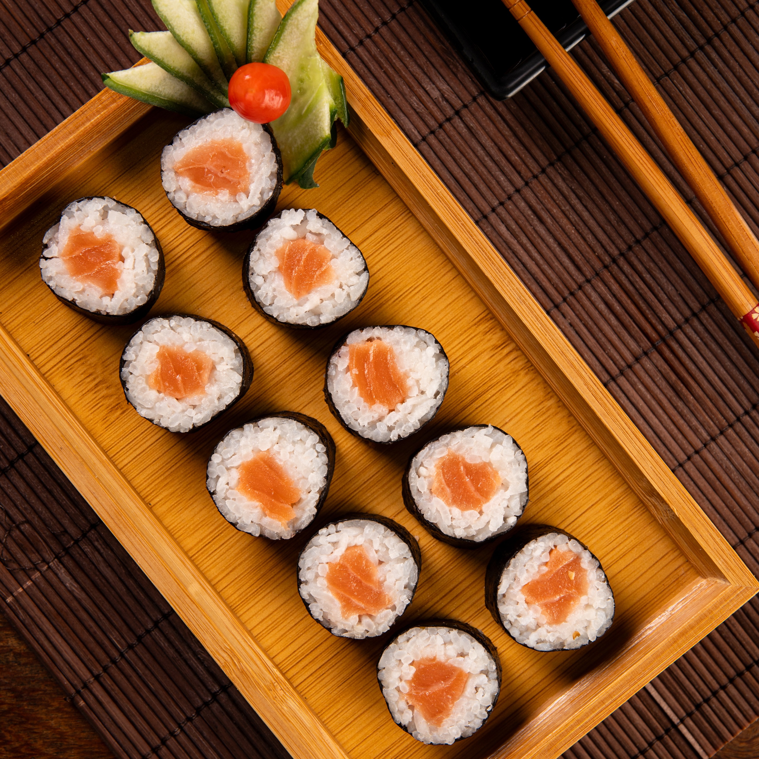 HOSSOMAKI SALMAO (10 UNID)