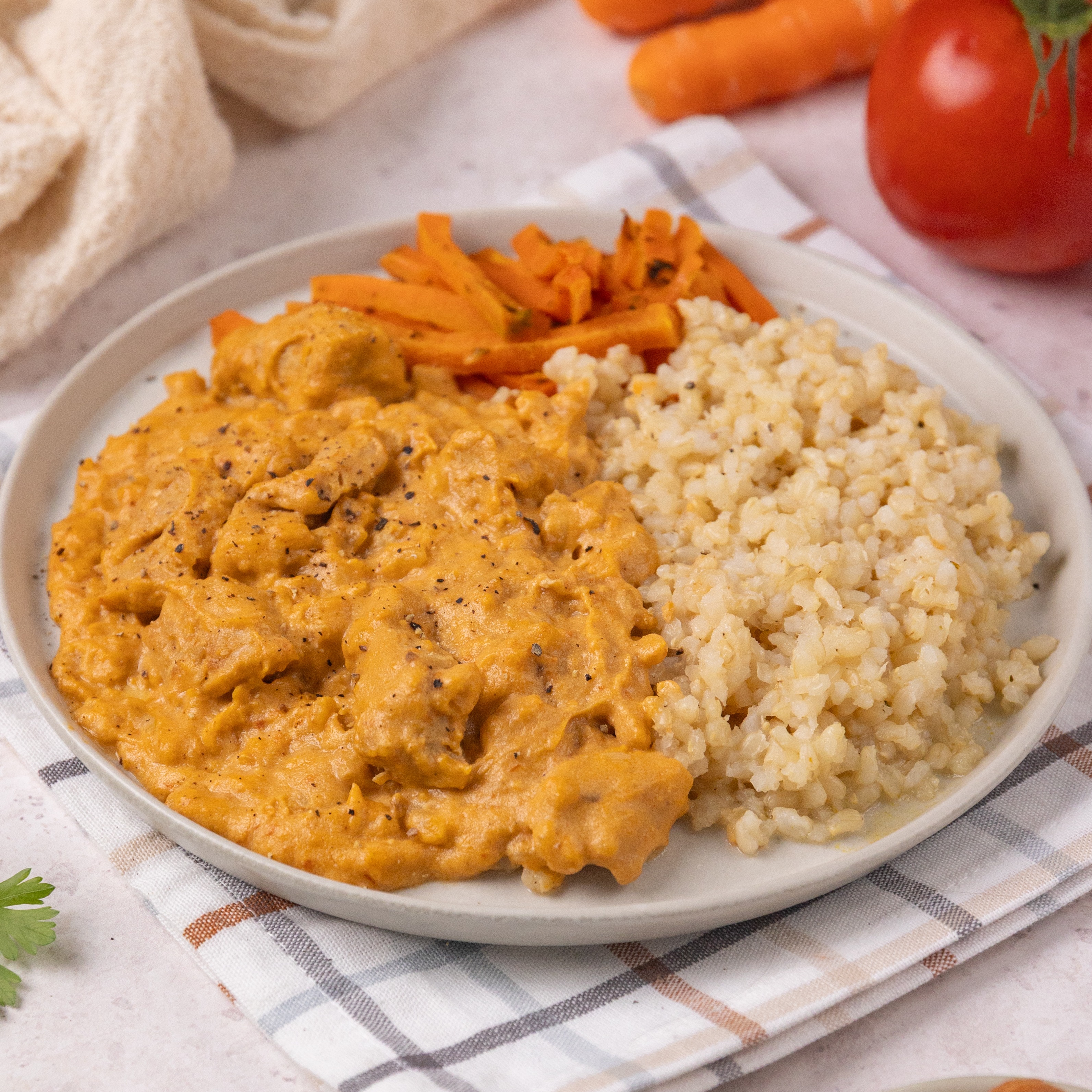  ESTROGONOFE DE FRANGO