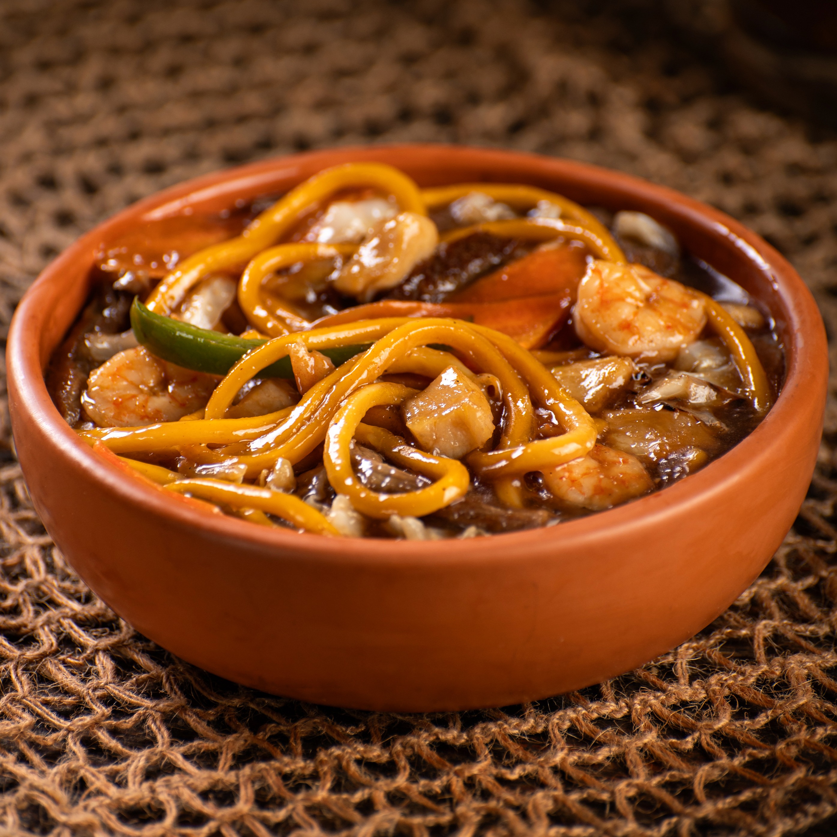 YAKISSOBA FRANGO