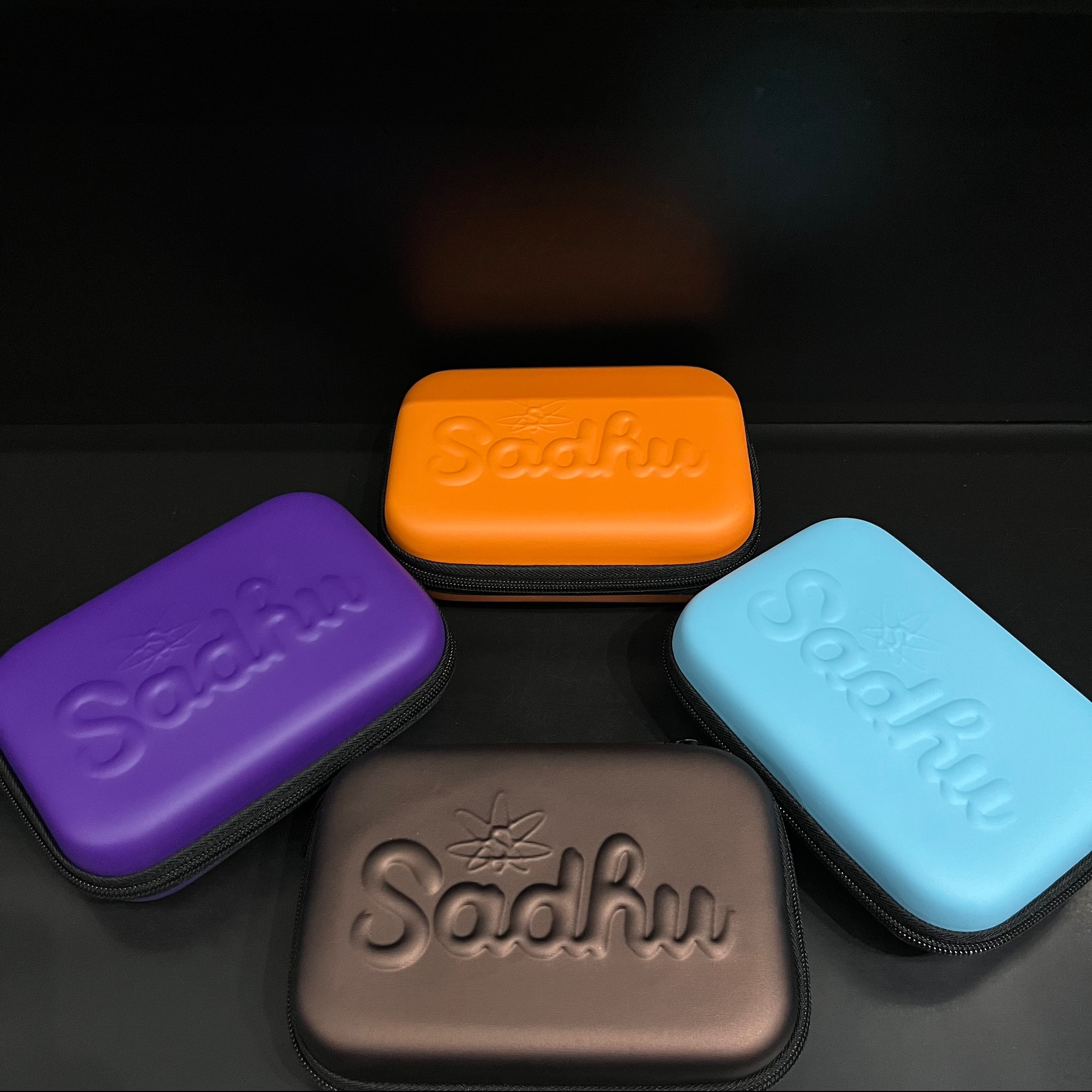 CASE SADHU IMPERMEAVEL G
